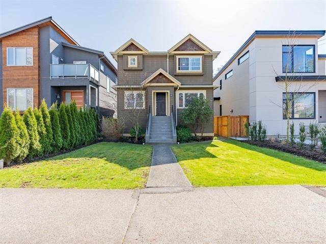 Vancouver, BC V5Y 2H4,476 W 23RD AVE