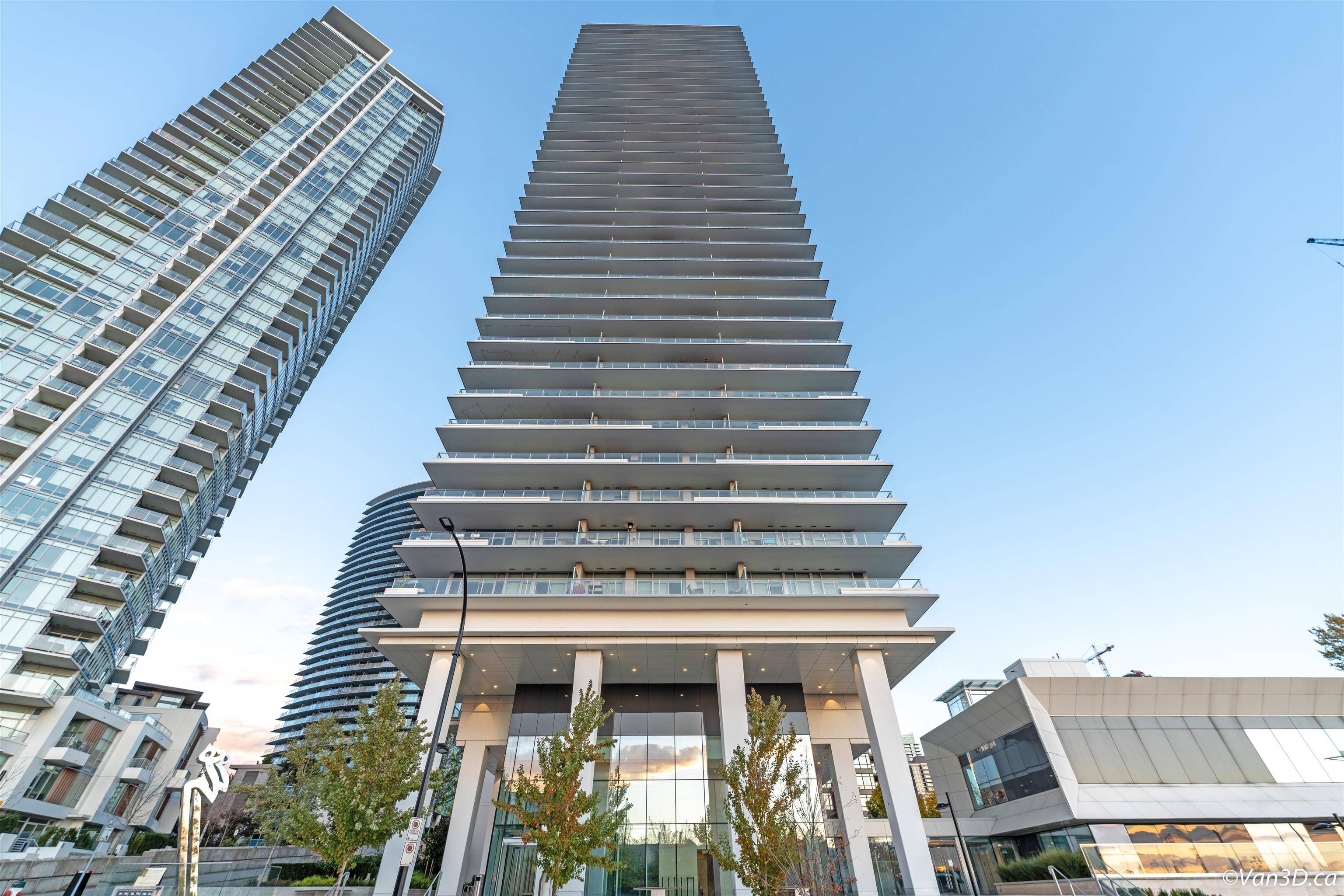 Burnaby, BC V5C 0L2,1888 GILMORE AVE #506