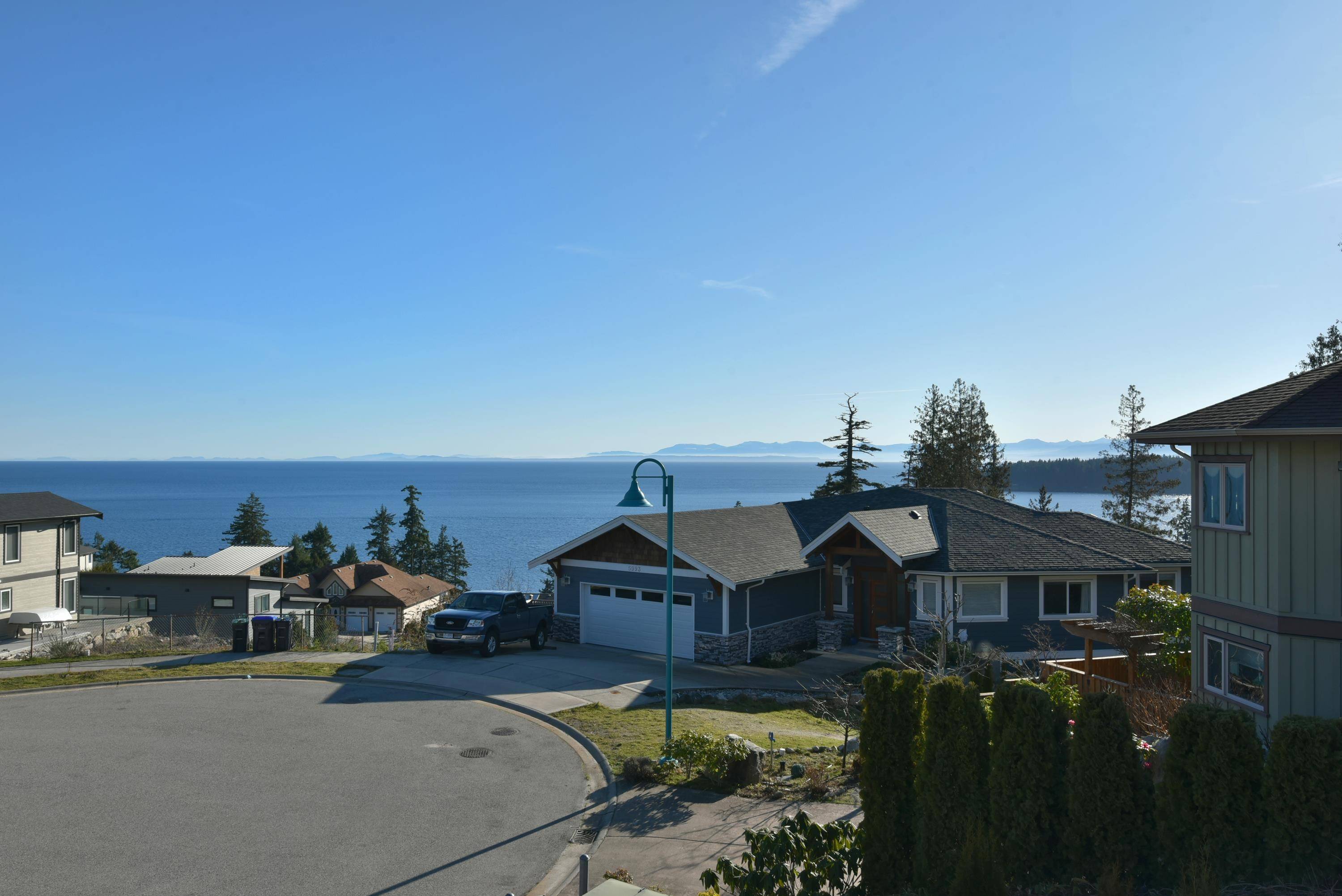 Sechelt, BC V7Z 0V1,5992 COMPASS LN