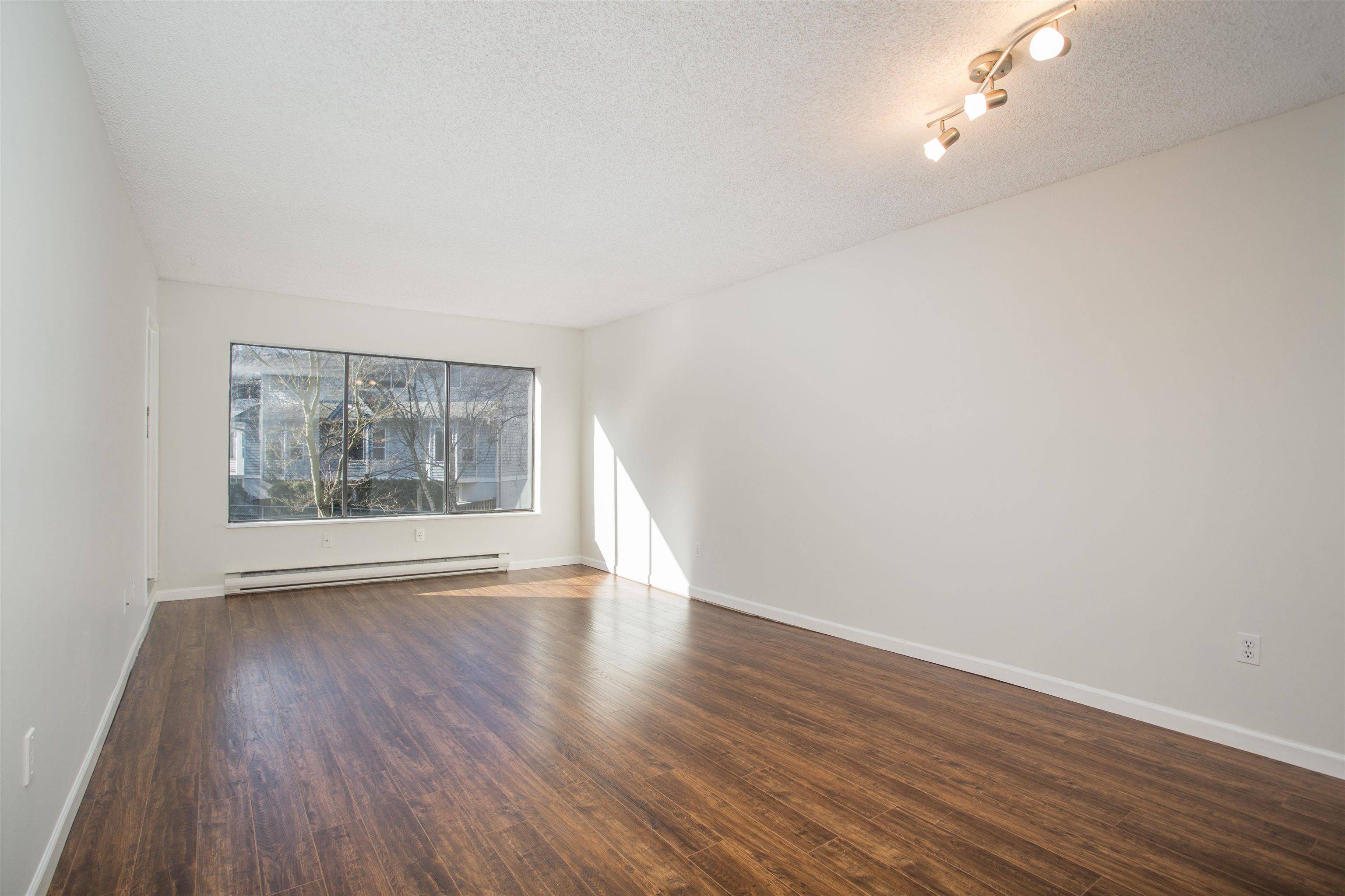 Richmond, BC V6Y 1Z3,7451 MINORU BLVD #138