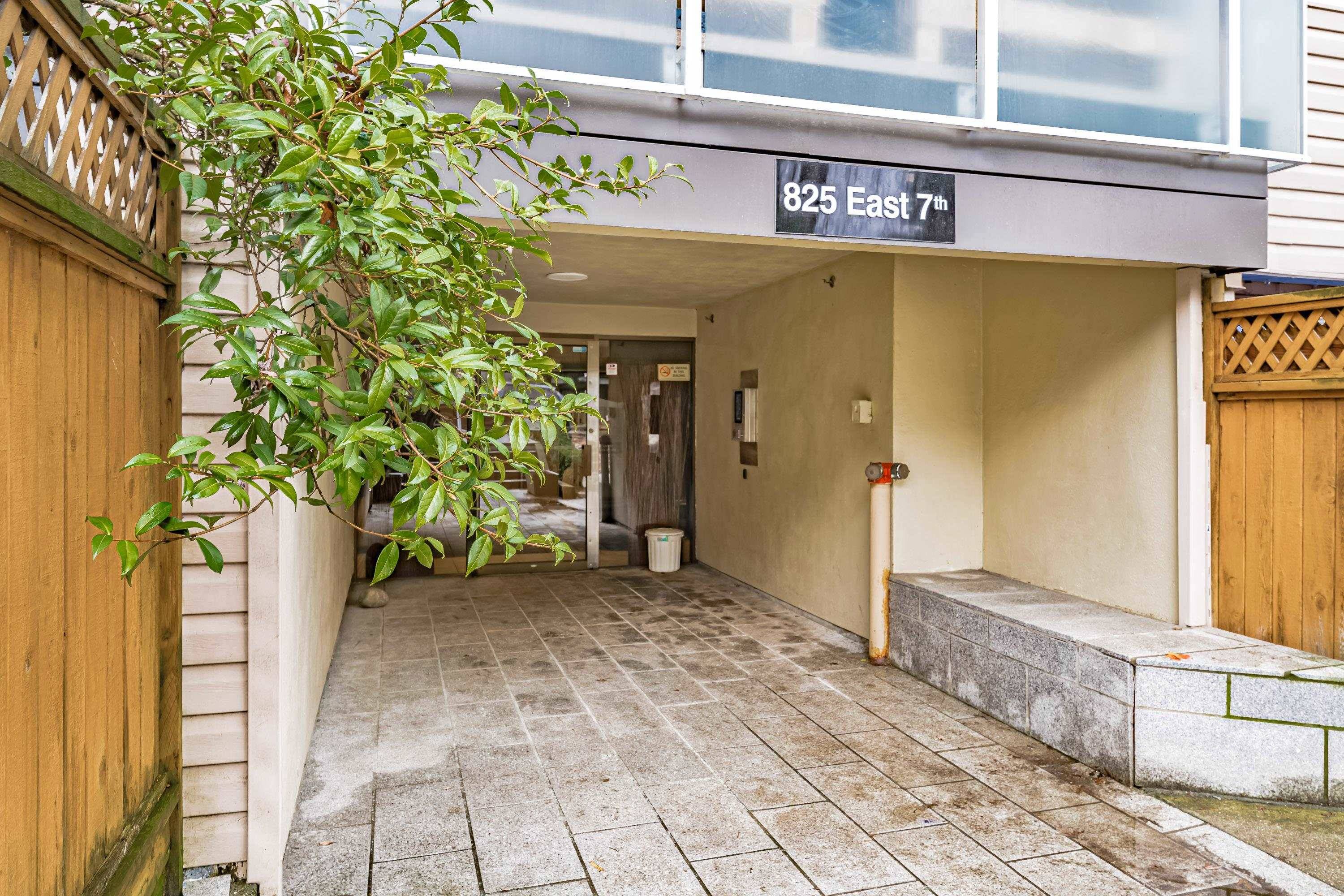 Vancouver, BC V5T 1P4,825 E 7TH AVE #206