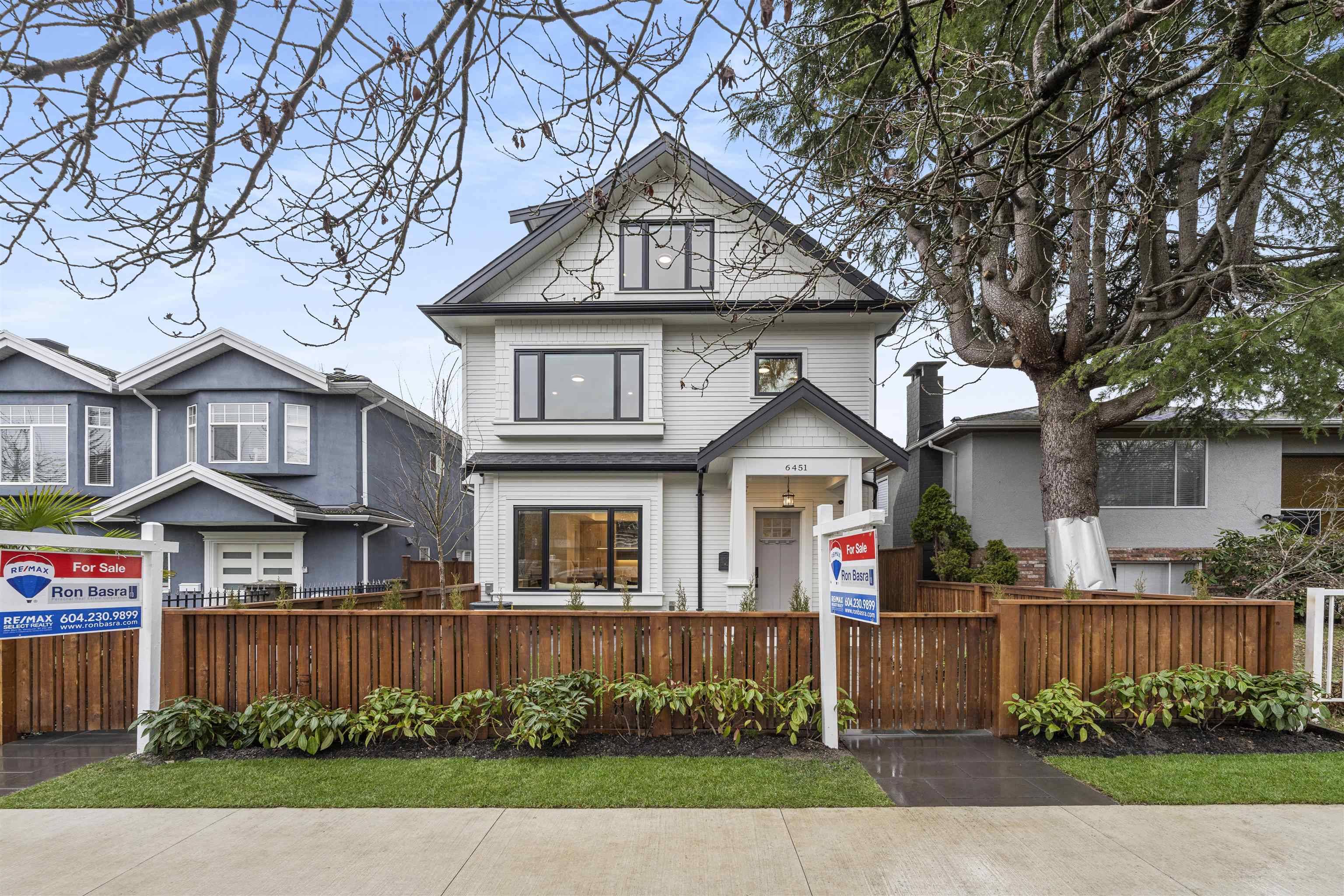 Vancouver, BC V5W 2W9,6453 SOPHIA ST