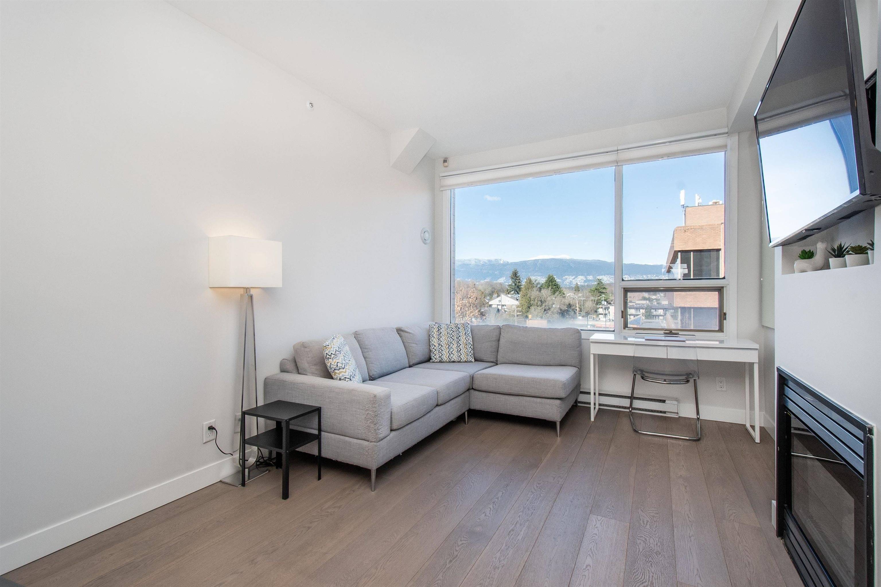 Vancouver, BC V6J 5H8,1888 YORK AVE #603