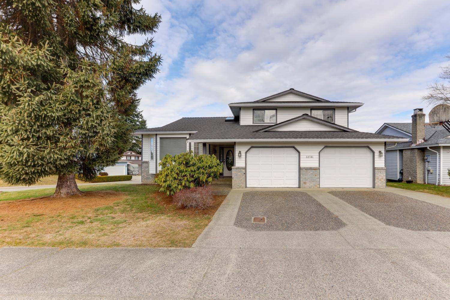 Abbotsford, BC V2T 4Z6,32701 HAIDA DR