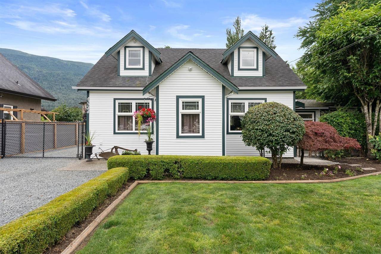 Yarrow, BC V2R 5E1,42244 KNOX AVE