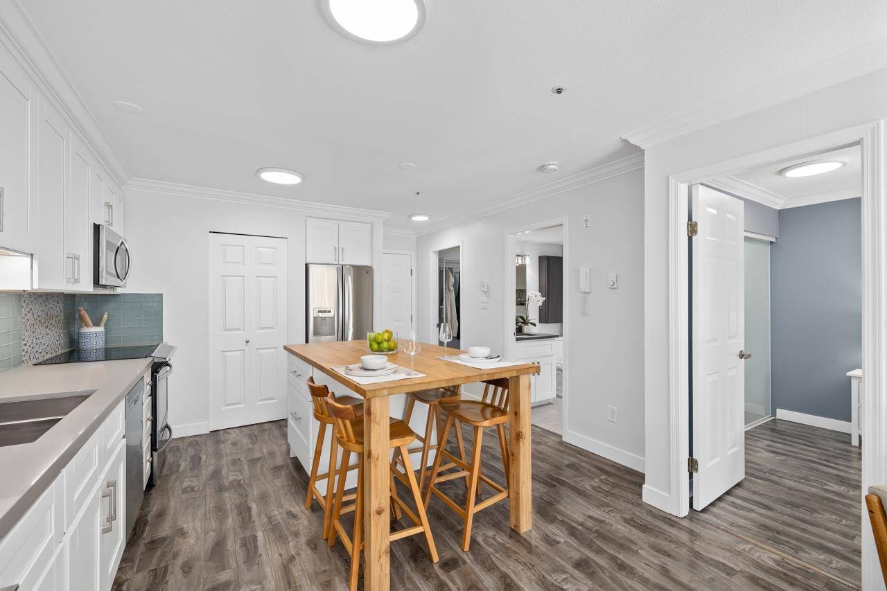 Vancouver, BC V5L 2B5,1823 E GEORGIA ST #208