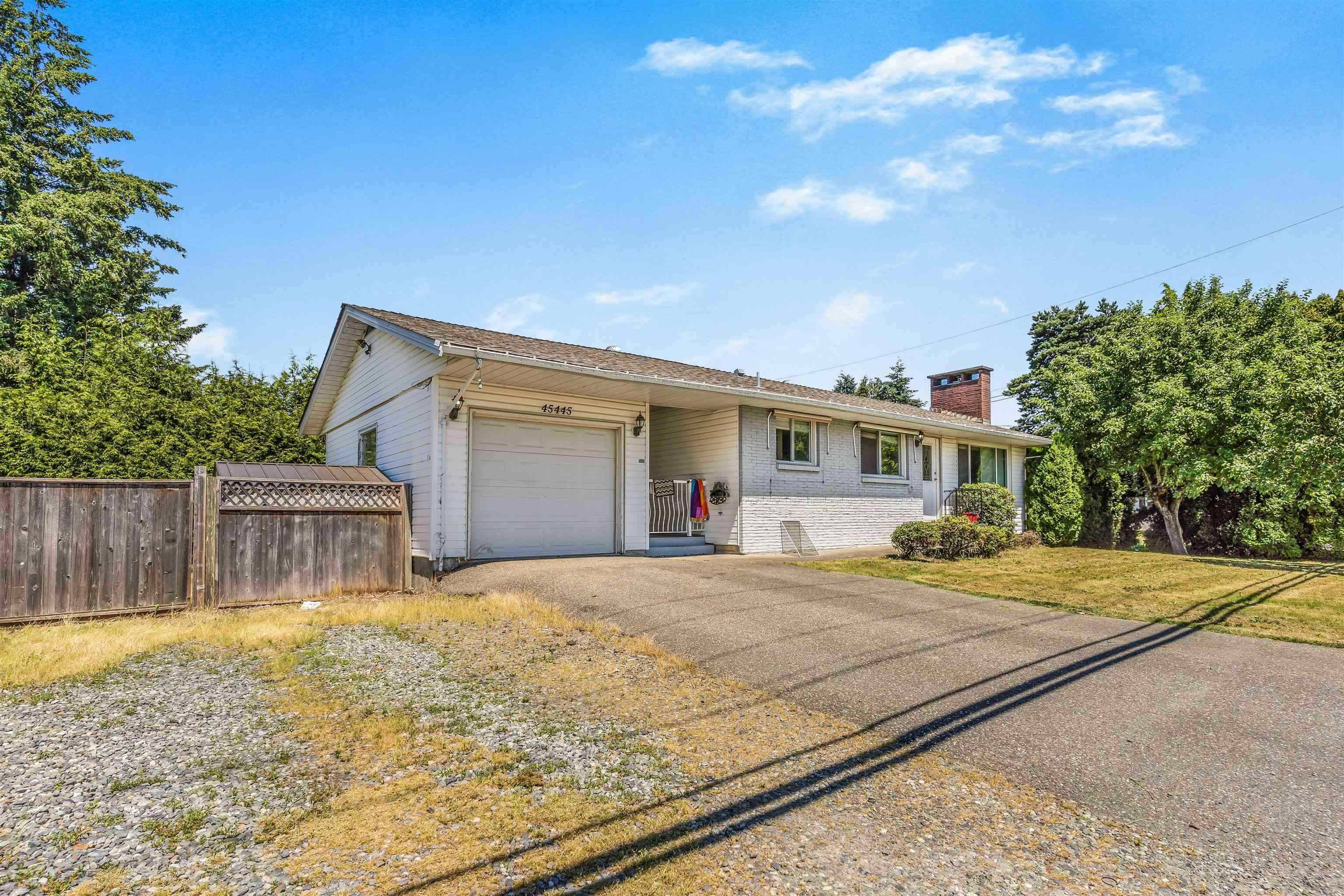 Sardis, BC V2R 2N6,45445 SOUTH SUMAS RD