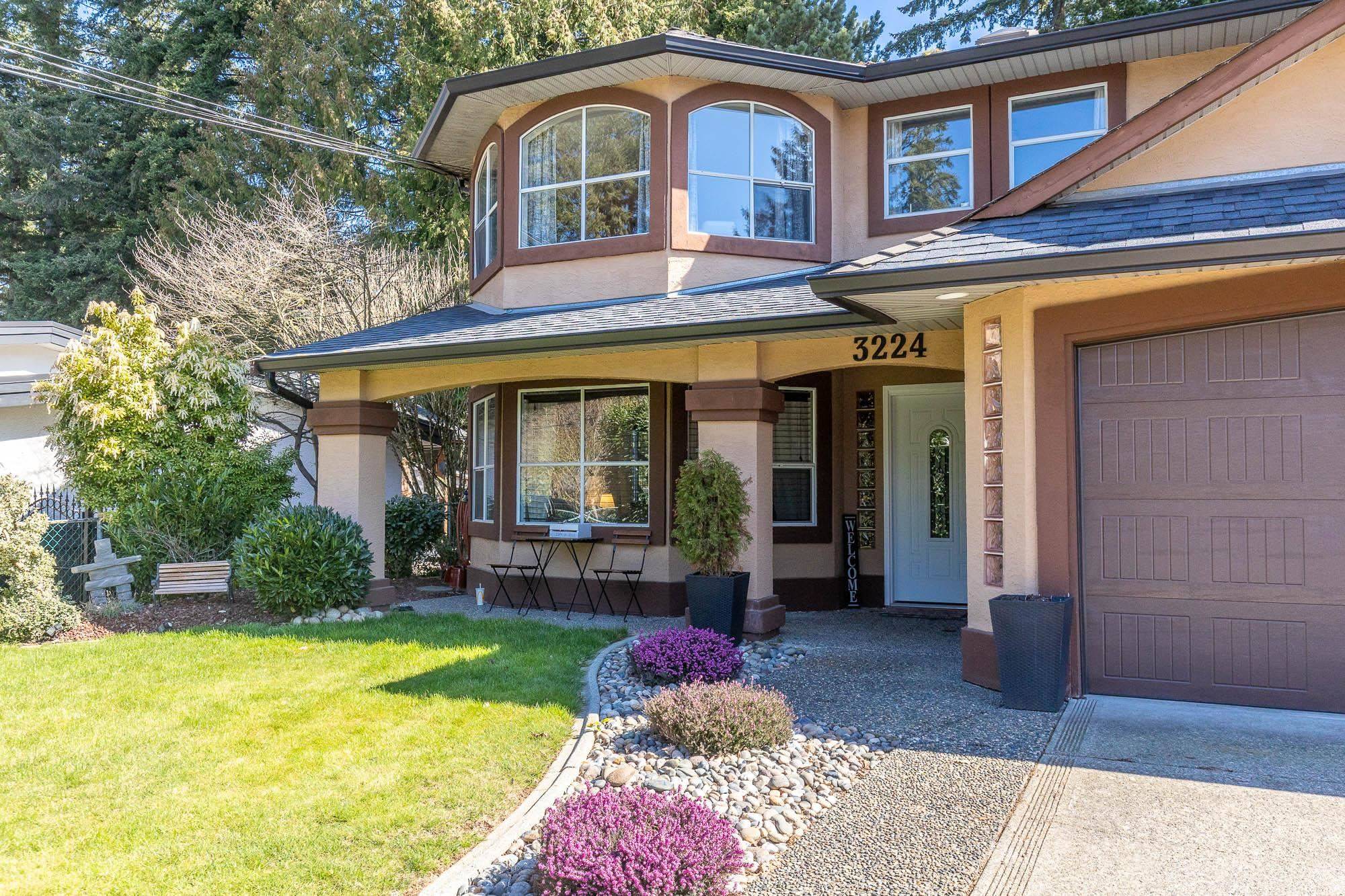 Abbotsford, BC V2S 4M5,3224 BEVERLEY CRES