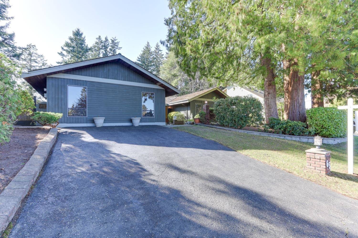 Delta, BC V4M 2X3,65 DEERFIELD PL