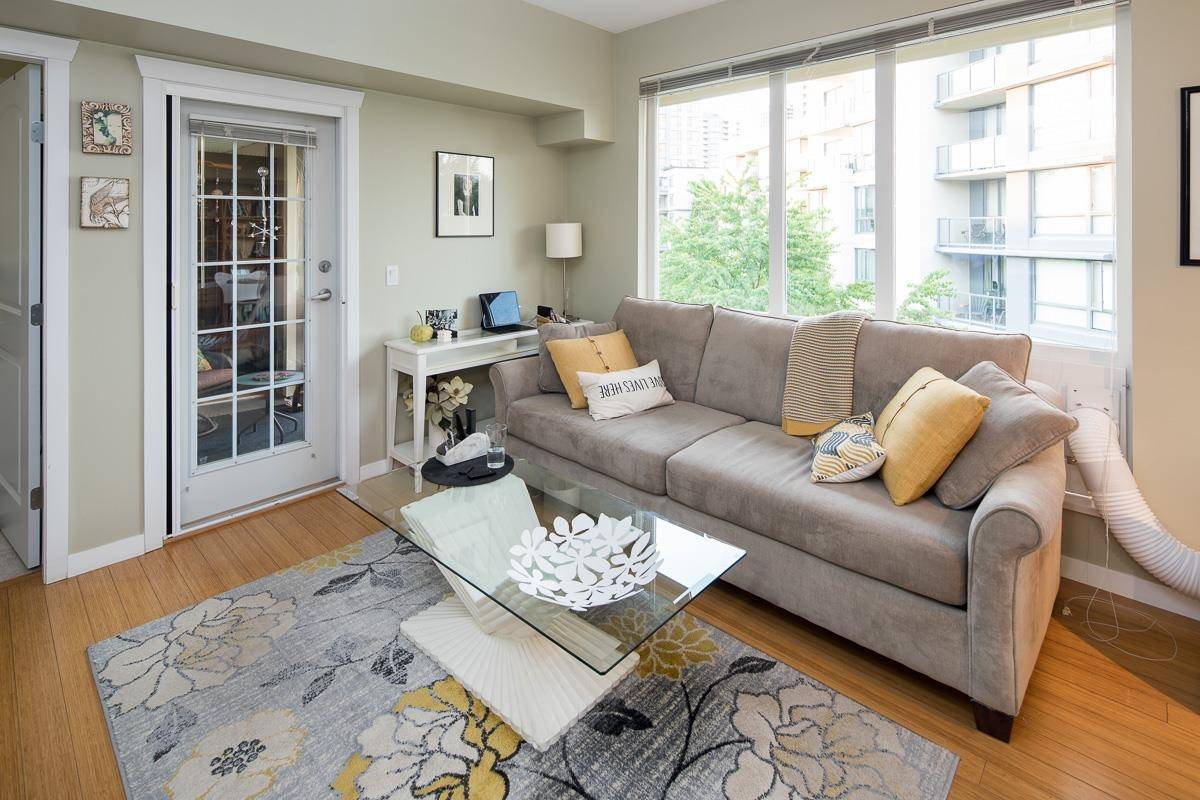 Vancouver, BC V5R 6H5,3575 EUCLID AVE #412