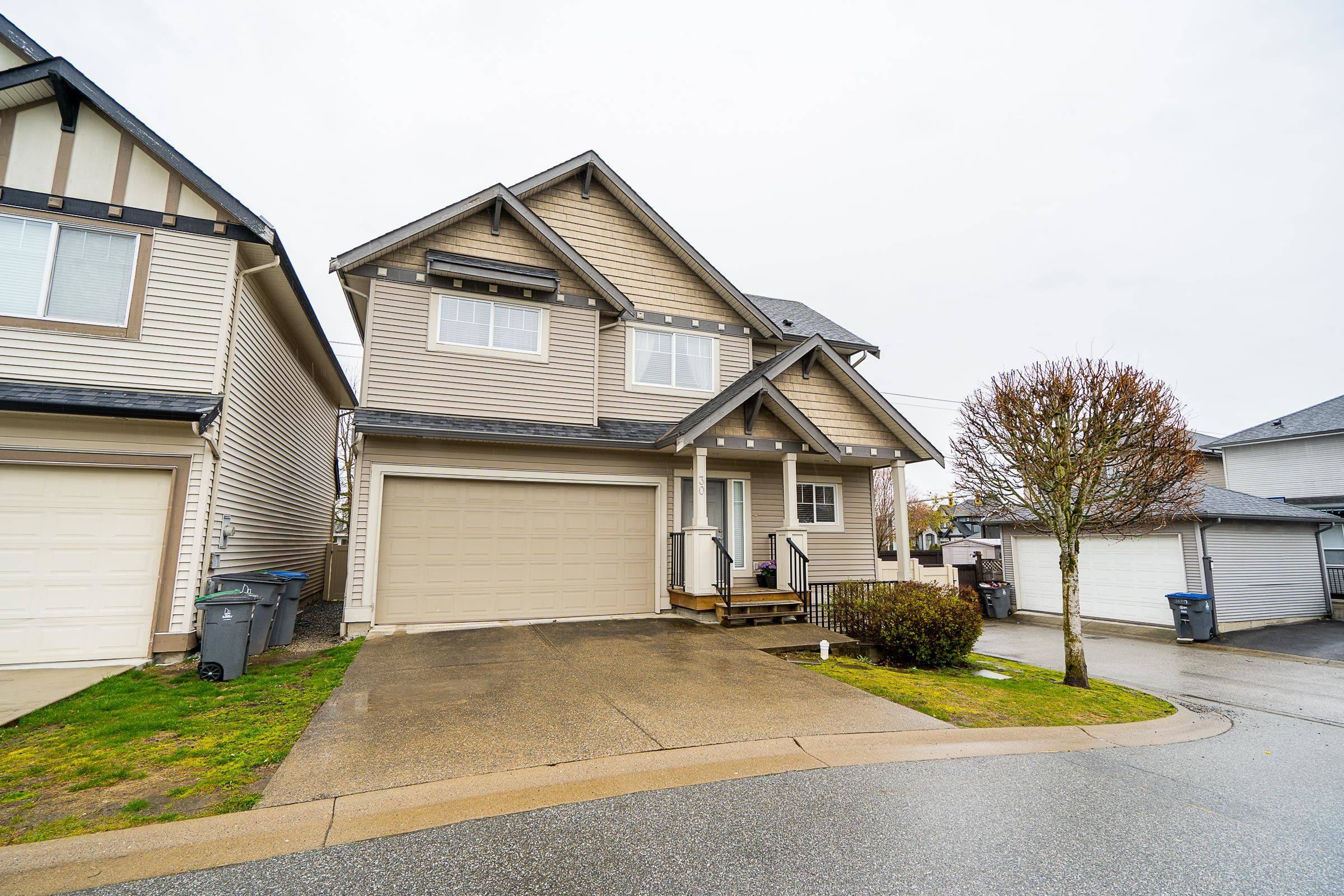 Surrey, BC V3S 3X9,6195 168 ST #30