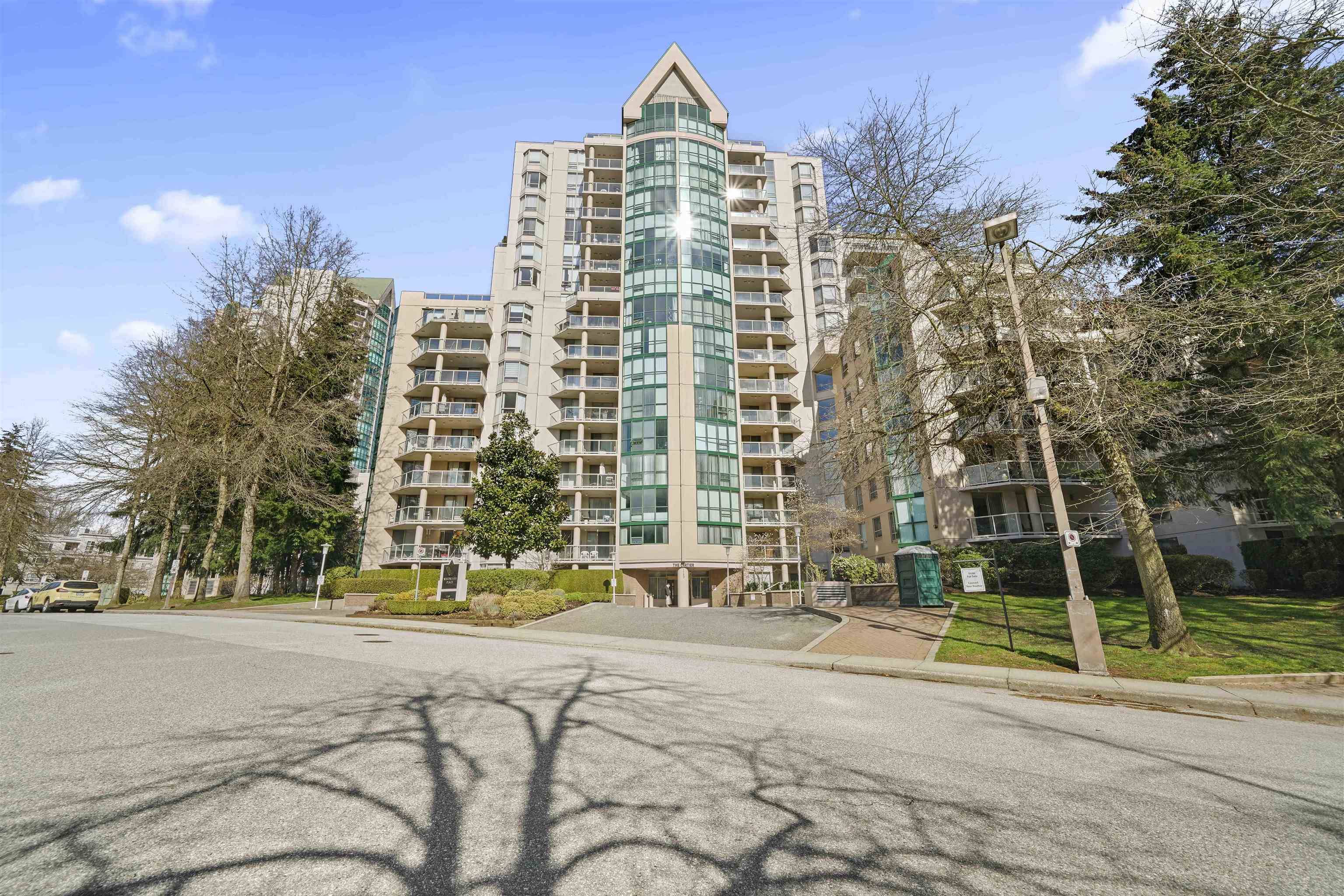 Coquitlam, BC V3B 7N5,1189 EASTWOOD ST #1001