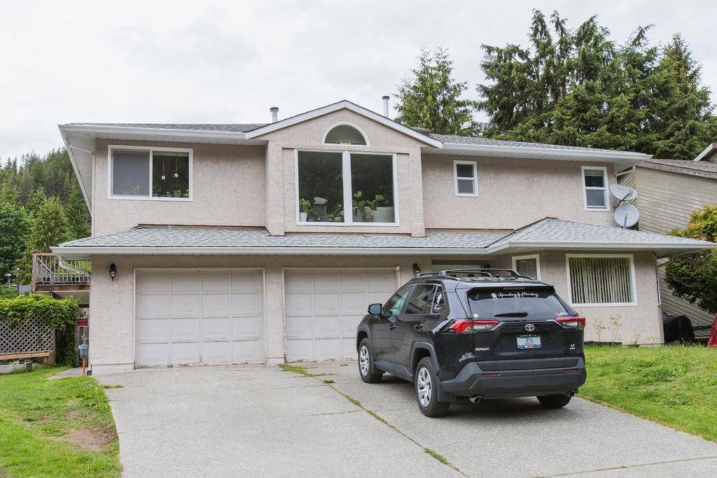 Squamish, BC V8B 0T6,1116 PLATEAU CRES