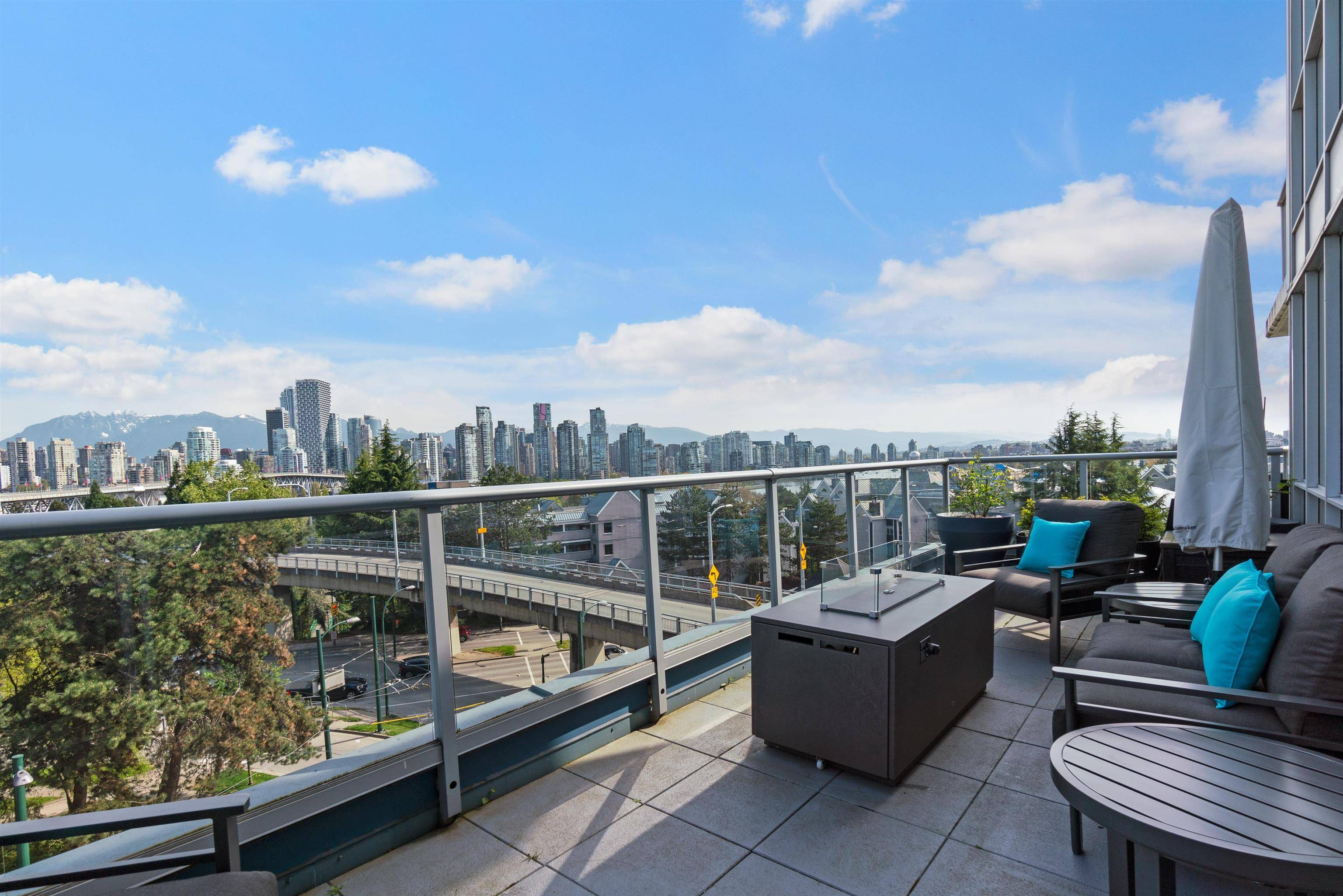 Vancouver, BC V6H 4G5,1425 W 6TH AVE #505