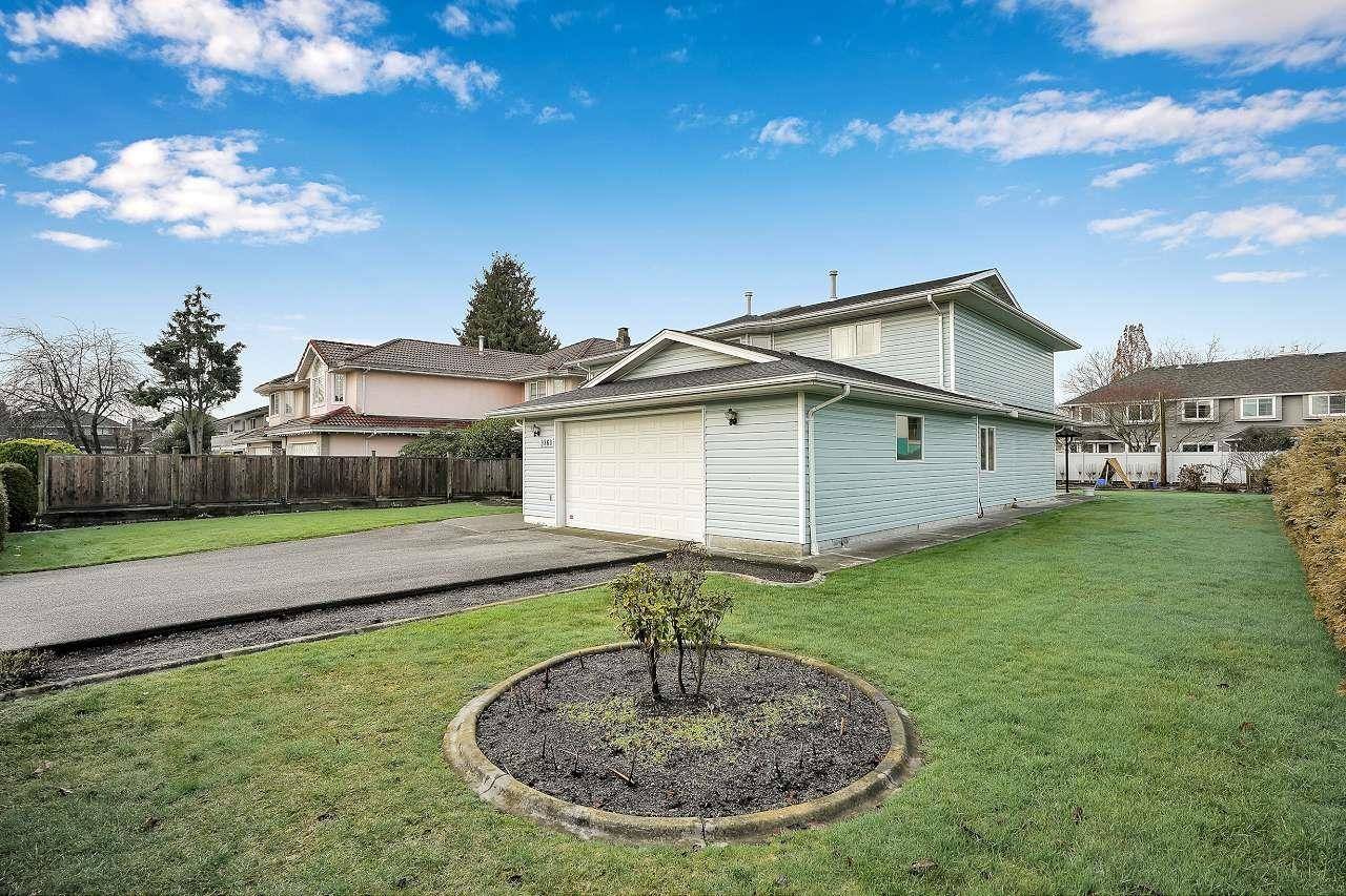 Richmond, BC V6X 1R2,9860 PATTERSON RD