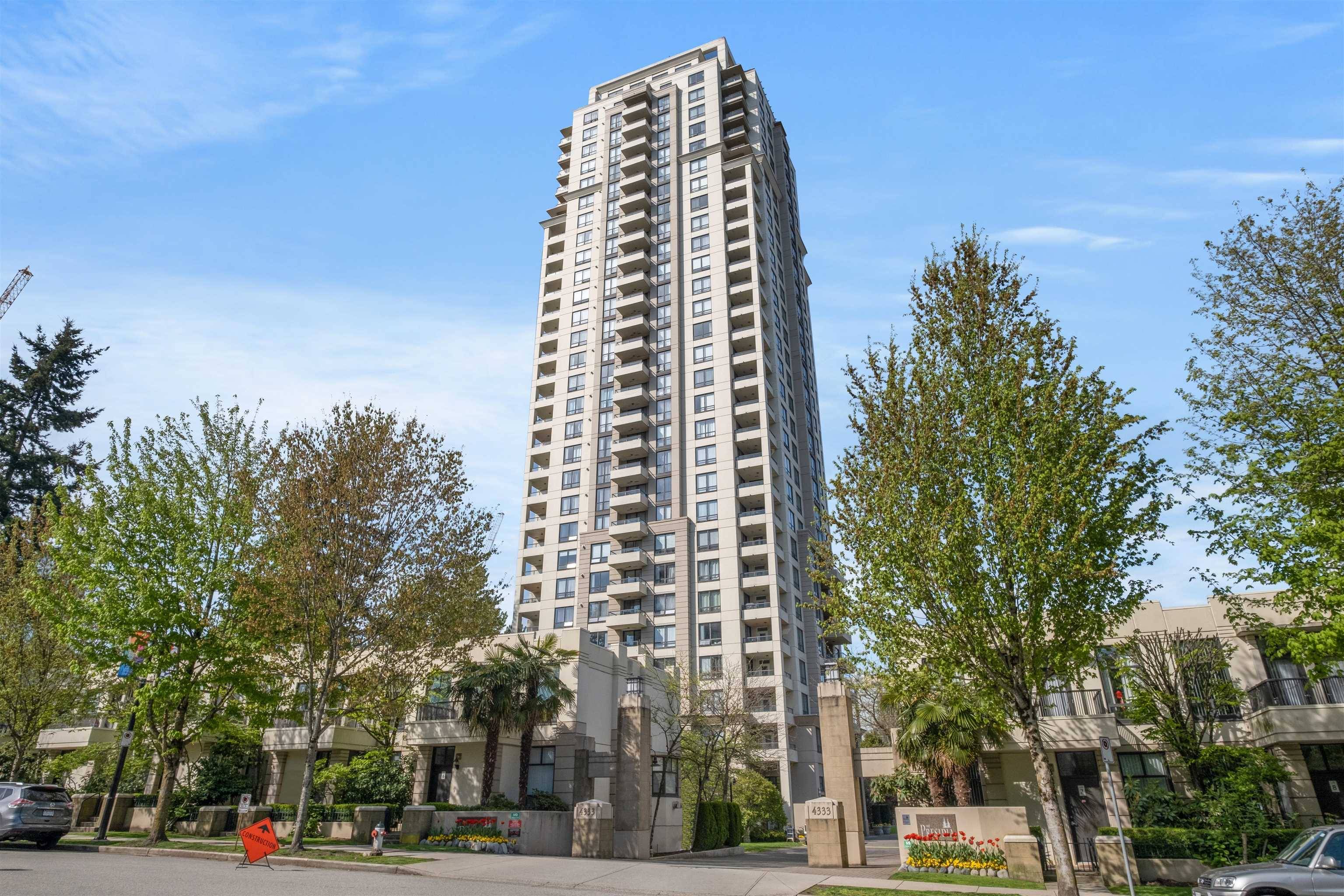 Burnaby, BC V5H 4P3,4333 CENTRAL BLVD #2802