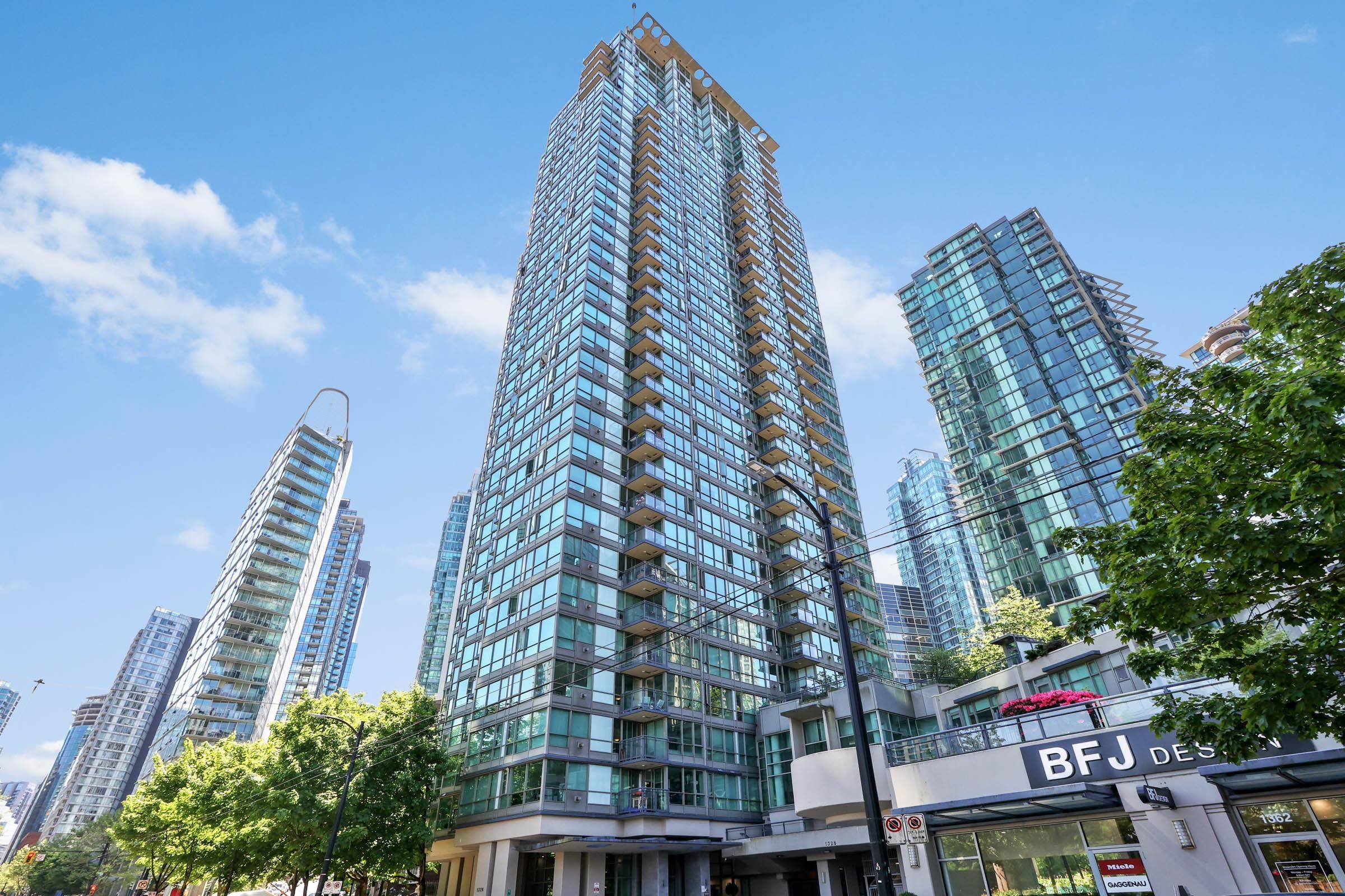 Vancouver, BC V6E 4T1,1328 W PENDER ST #802