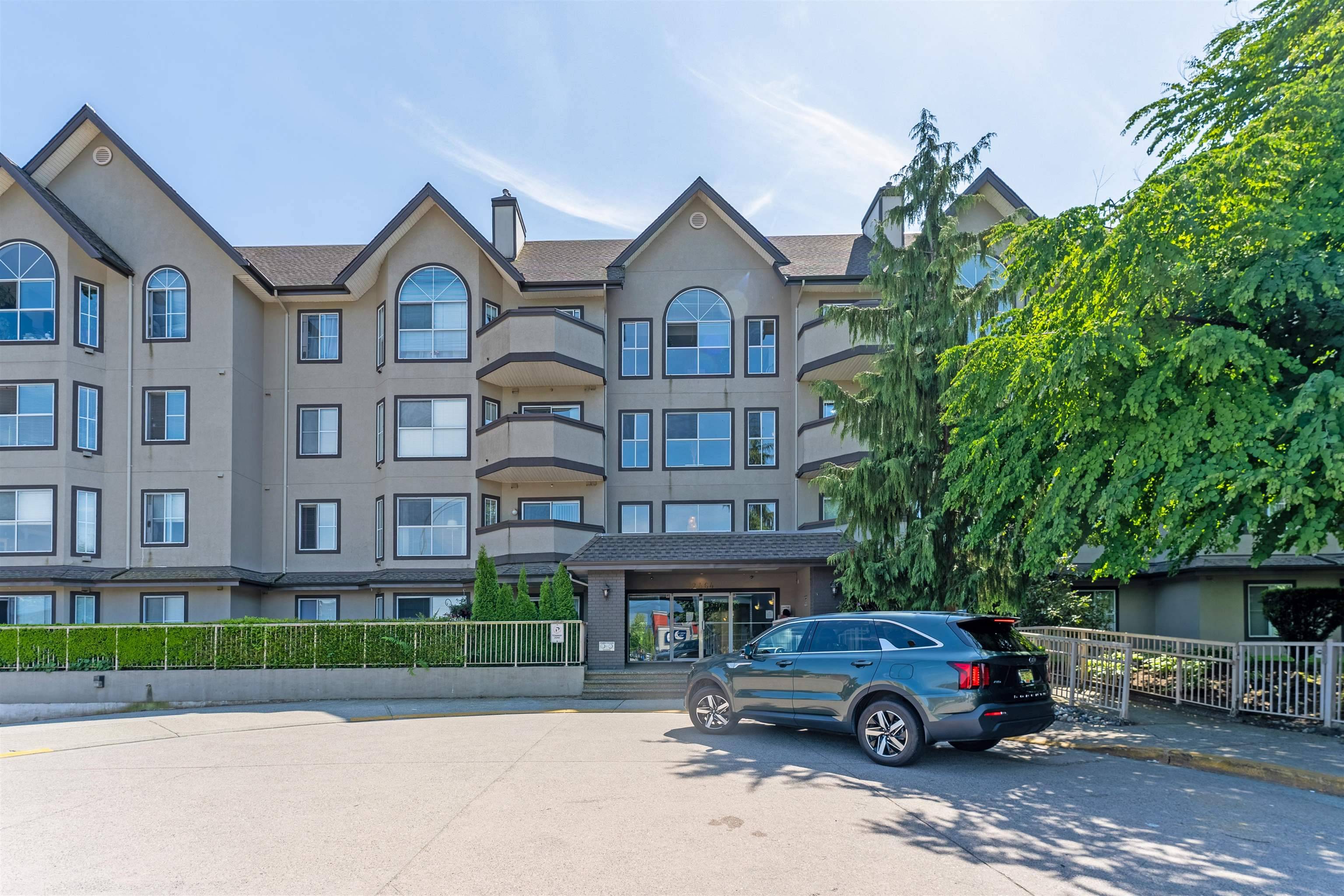 Pitt Meadows, BC V3Y 2P6,12464 191B ST #310