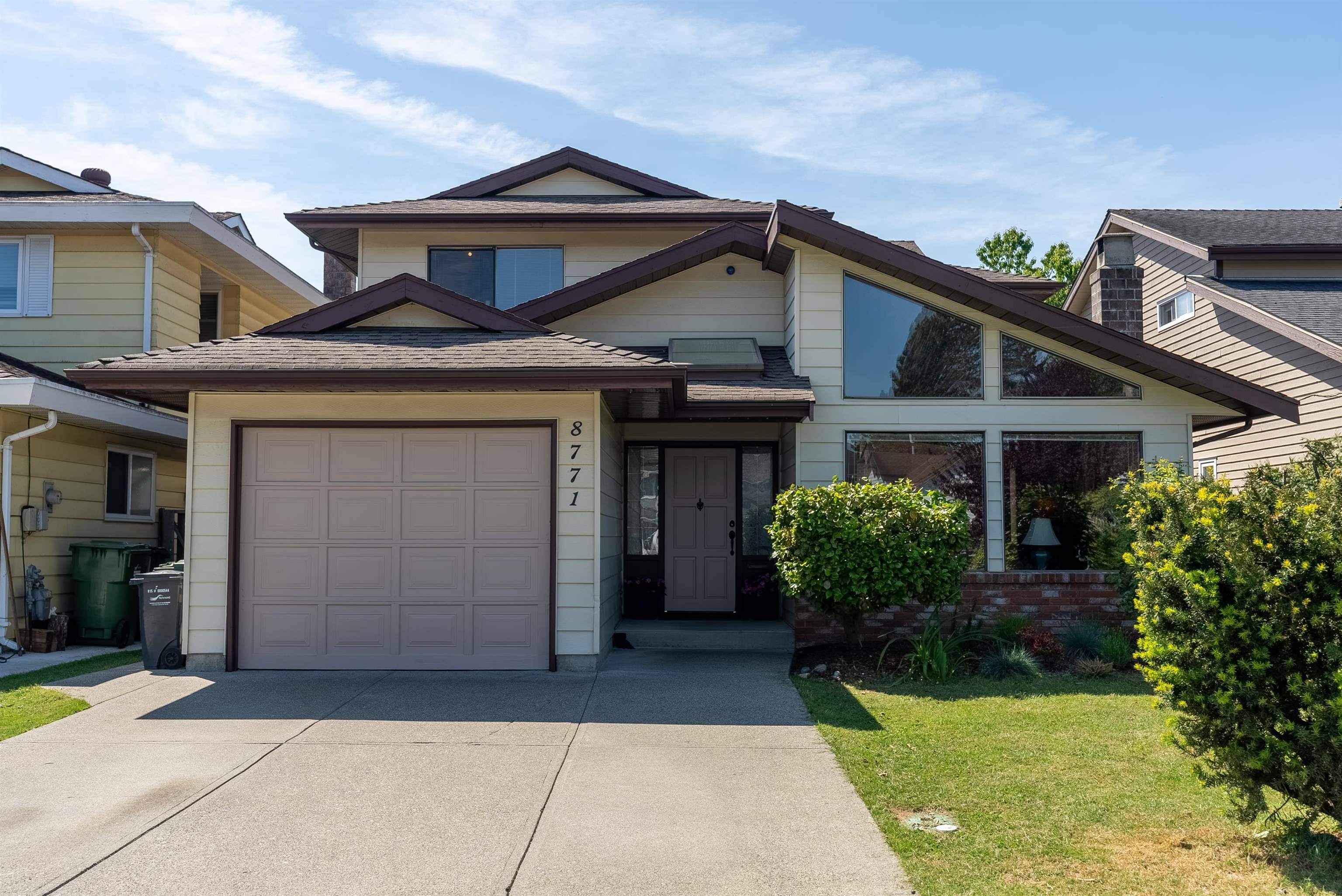 Richmond, BC V6Y 2Z7,8771 ASHBROOK CT