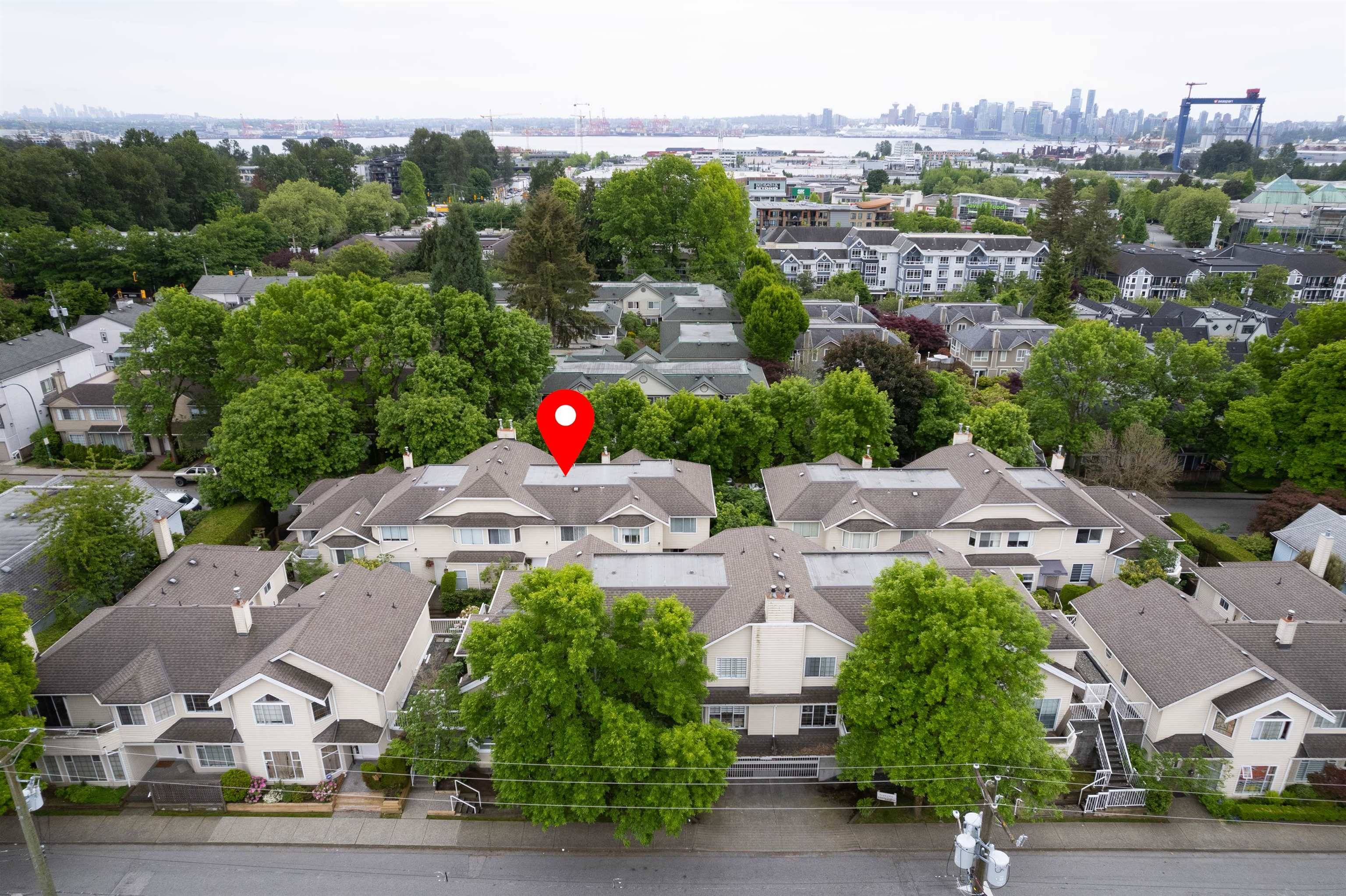 North Vancouver, BC V7P 1V9,838 TOBRUCK AVE #8