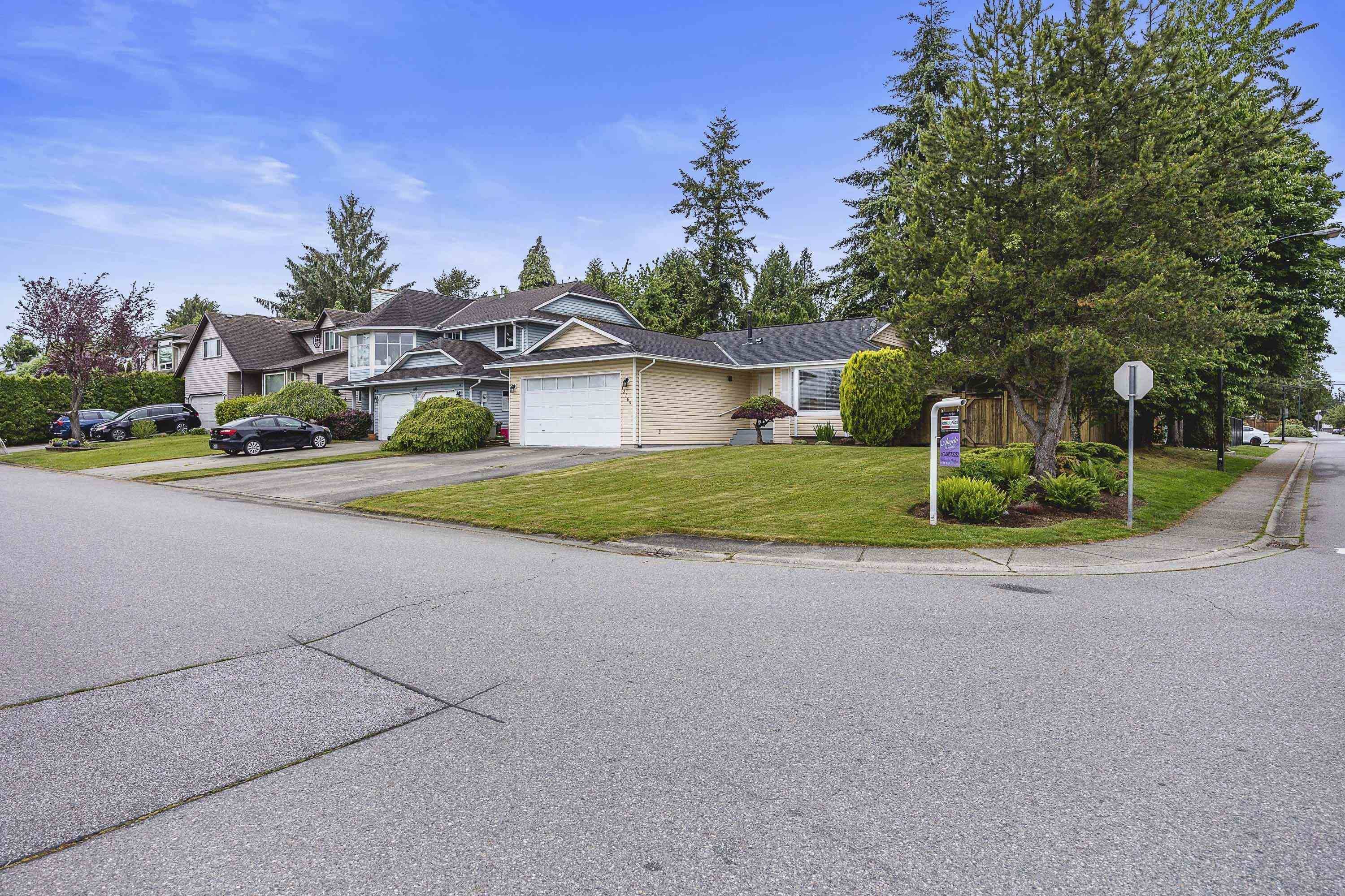 Maple Ridge, BC V2X 0B4,12169 CHERRYWOOD DR