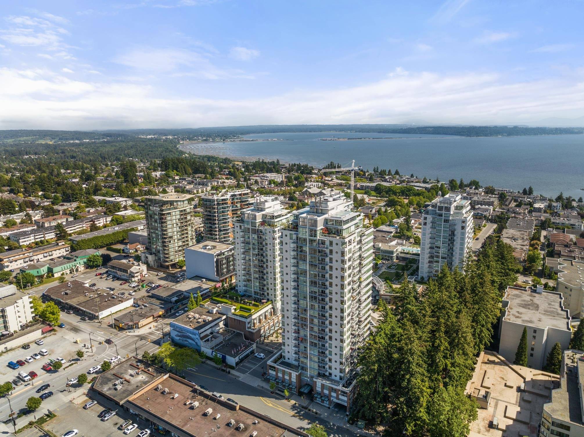 White Rock, BC V4B 0A3,15152 RUSSELL AVE #1202