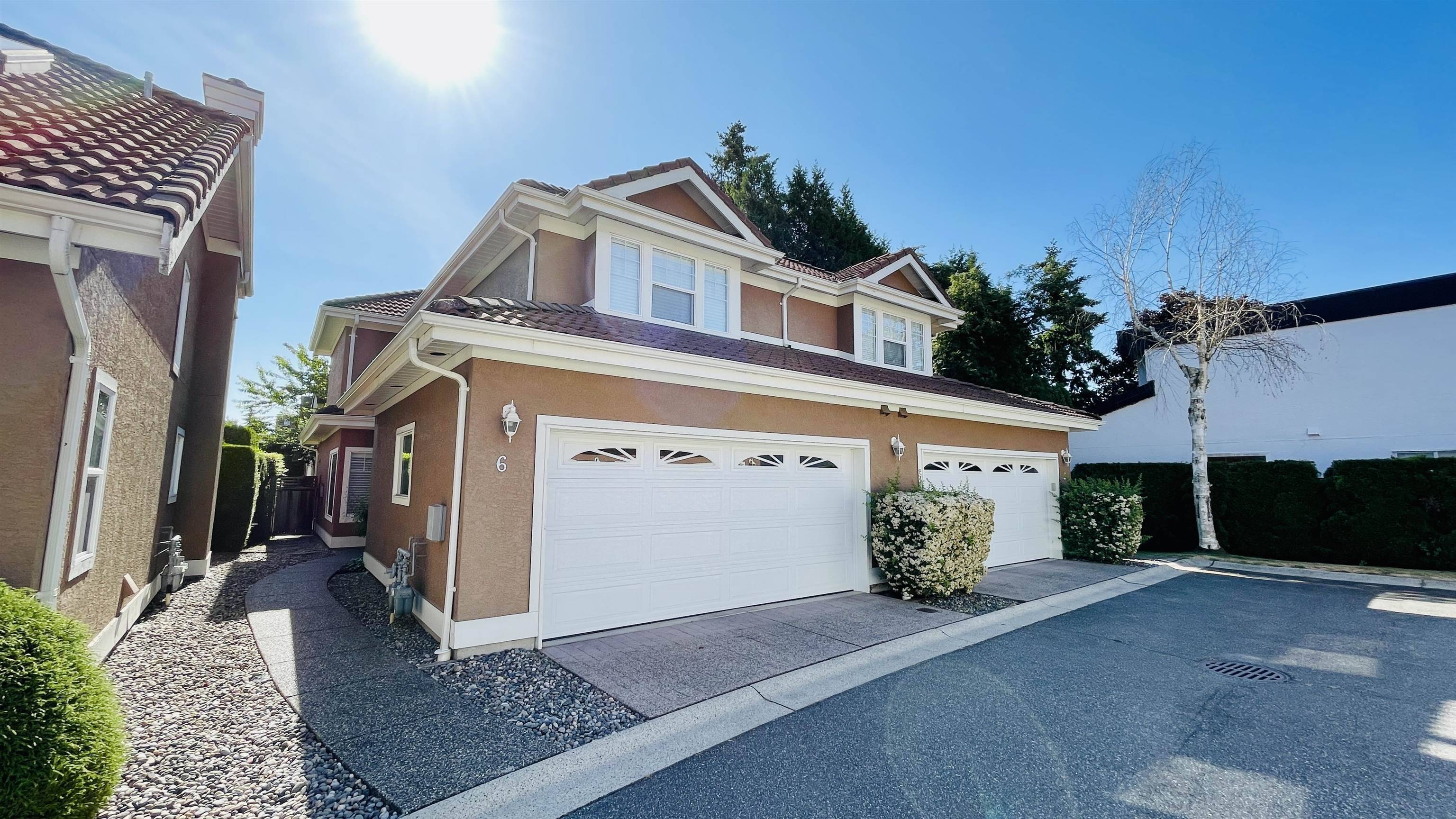 Richmond, BC V6Y 2K9,8060 ST. ALBANS RD #6