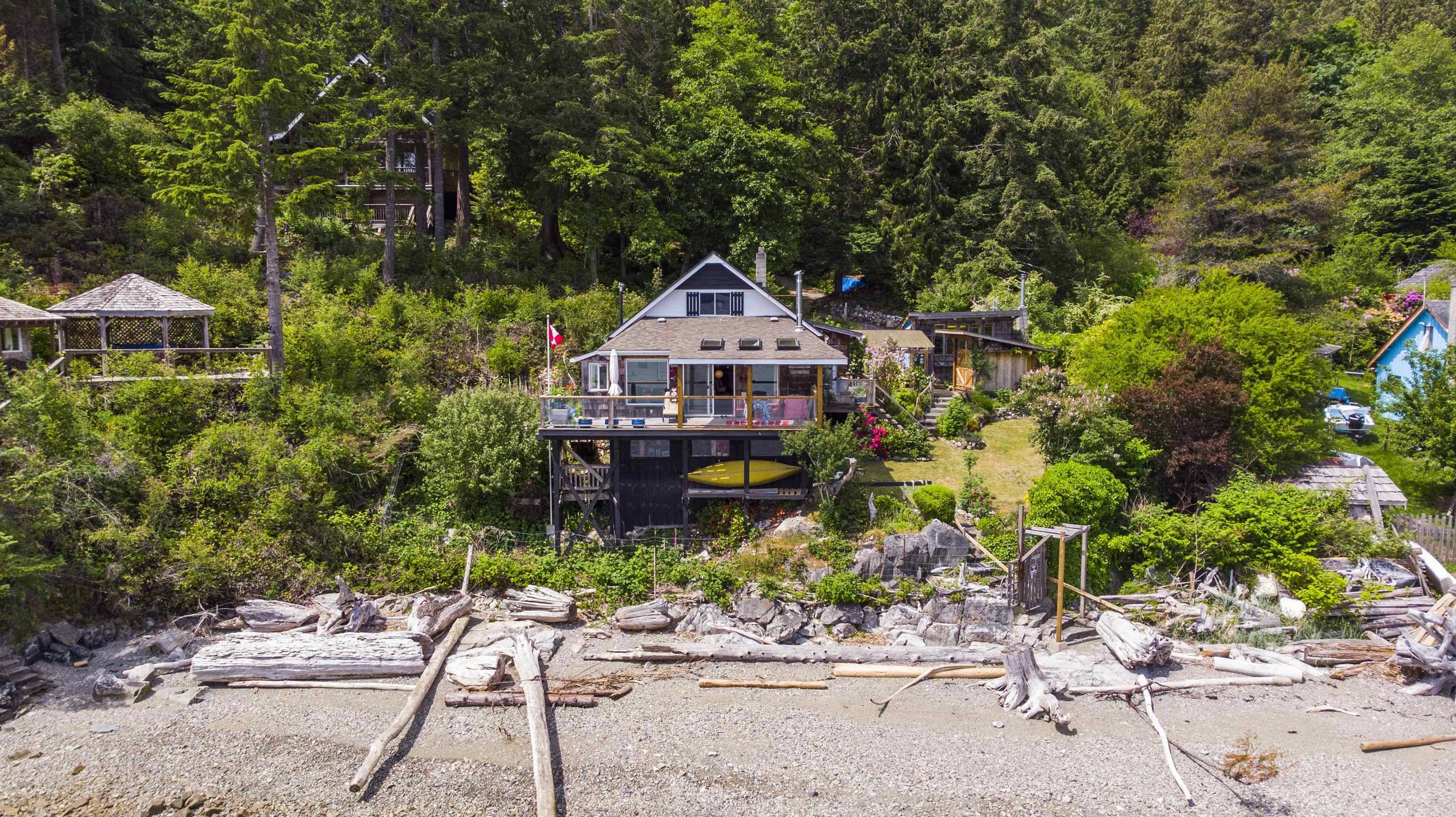 Gambier Island, BC V0N 1V0,832 THE GROVE RD