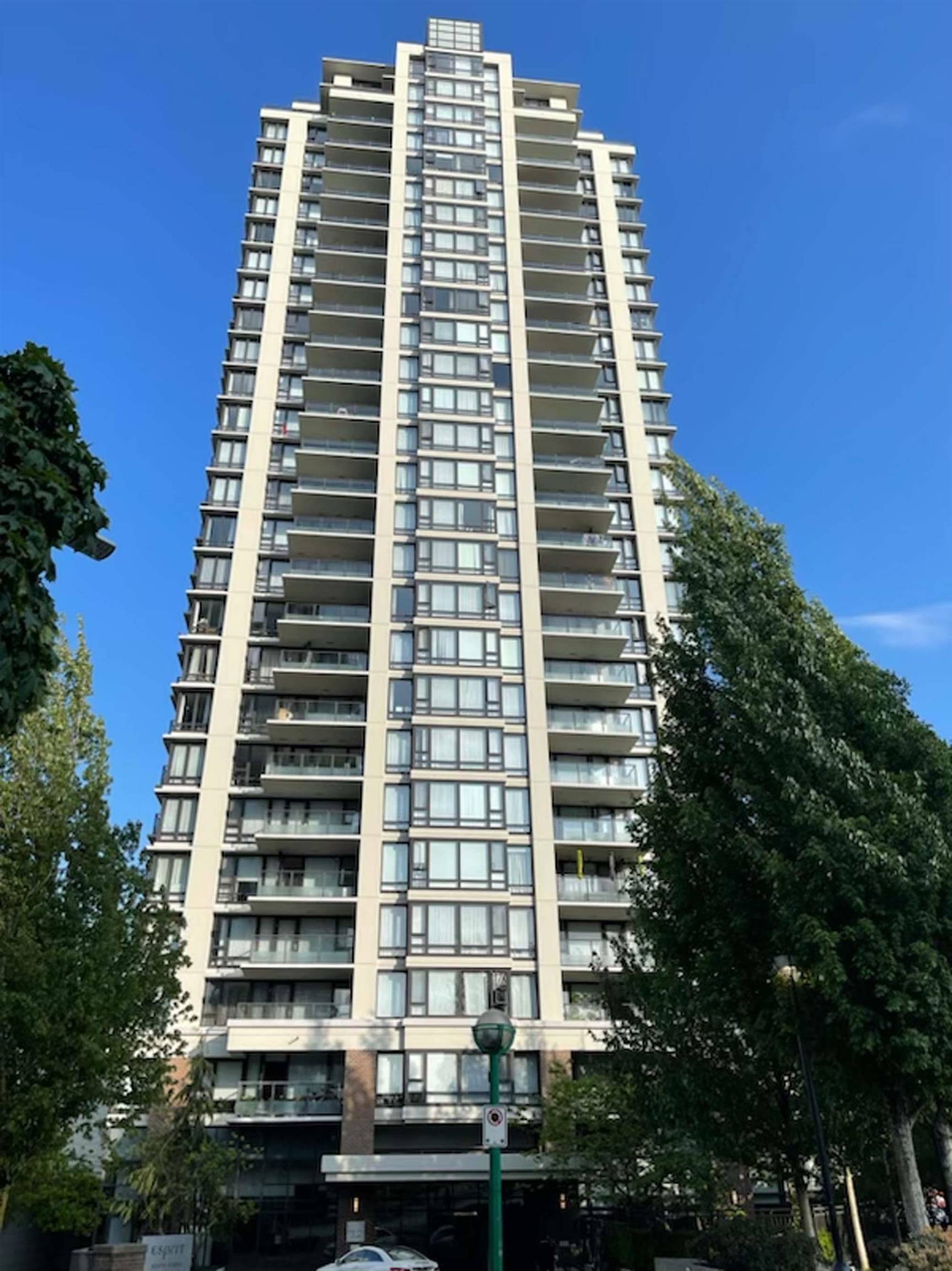 Burnaby, BC V5E 0A7,7328 ARCOLA ST #1307