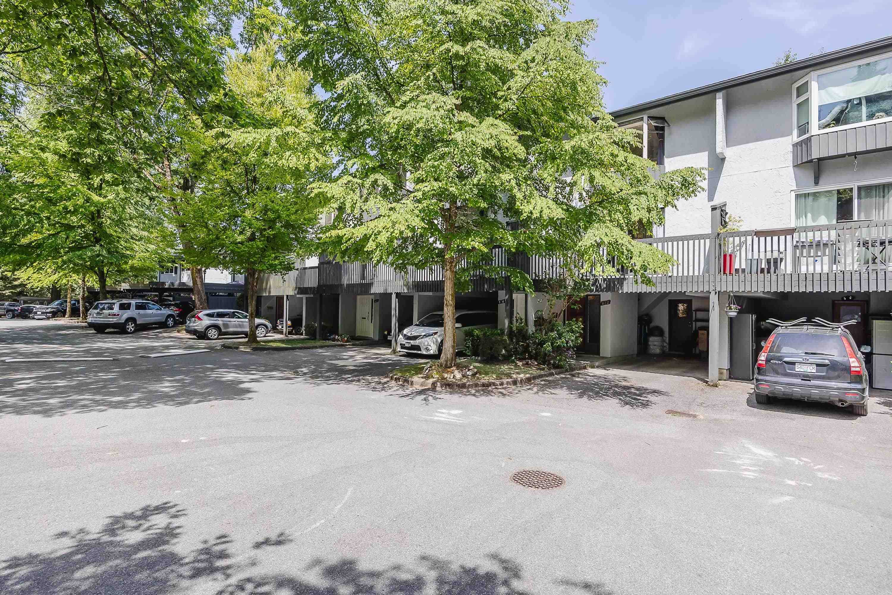 Port Moody, BC V3H 2S4,172 JAMES RD