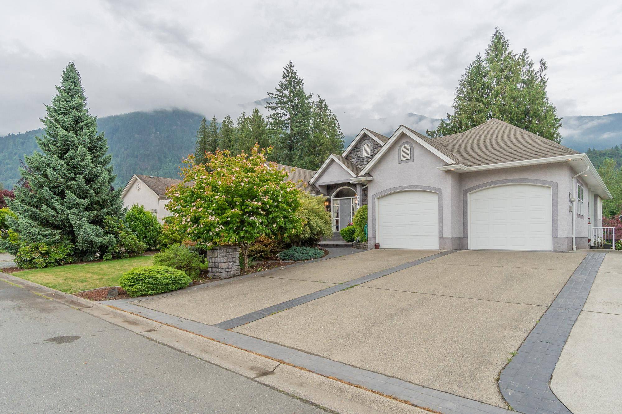 Rosedale, BC V0X 1X1,9921 PARKWOOD DR