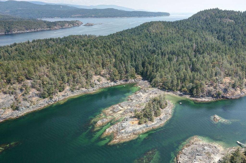 Halfmoon Bay, BC V7Z 1B2,LOT 6 SOUTH THORMANBY ISLAND