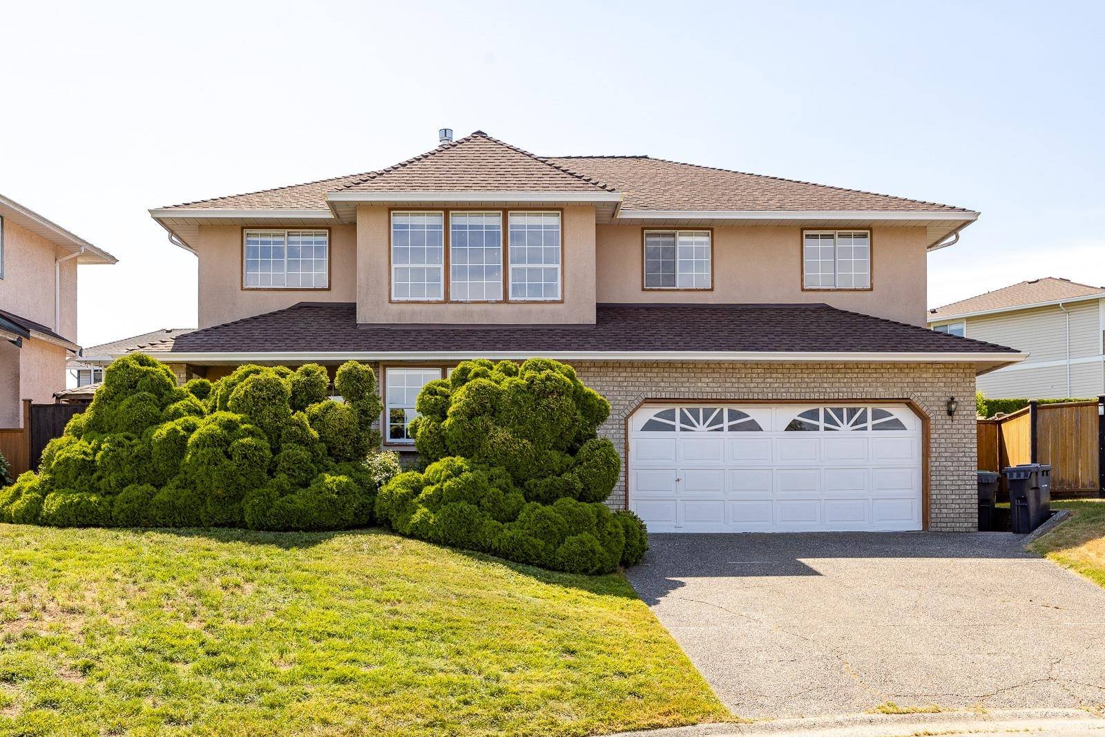 Port Coquitlam, BC V3C 5N3,1249 KNIGHTS CT