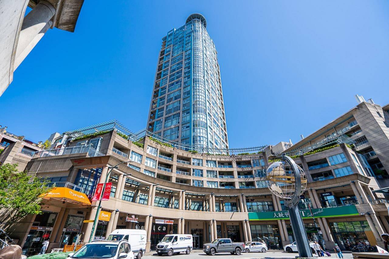 Vancouver, BC V6B 6B9,183 KEEFER PL #303