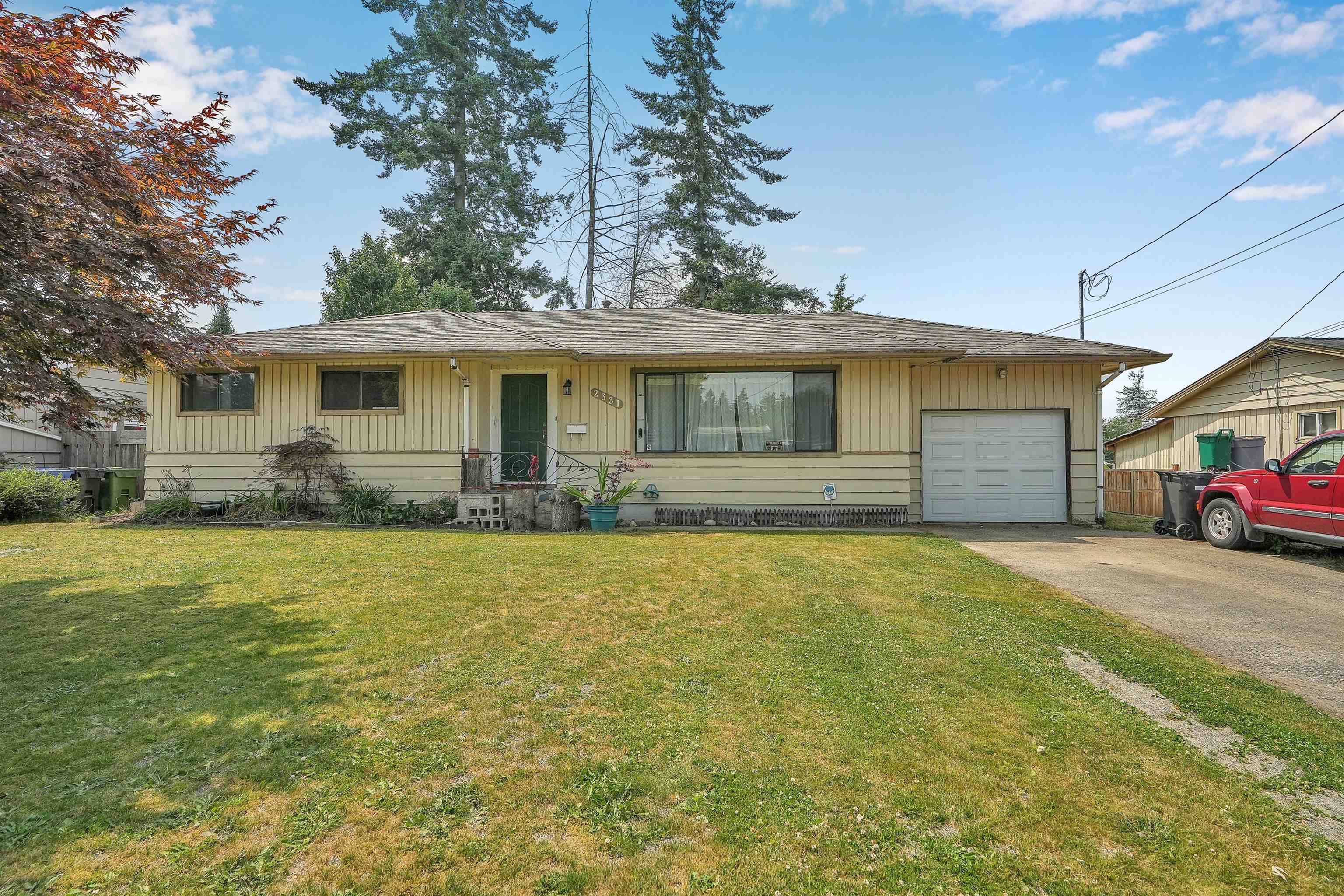 Abbotsford, BC V2T 3B3,2331 BAKERVIEW ST