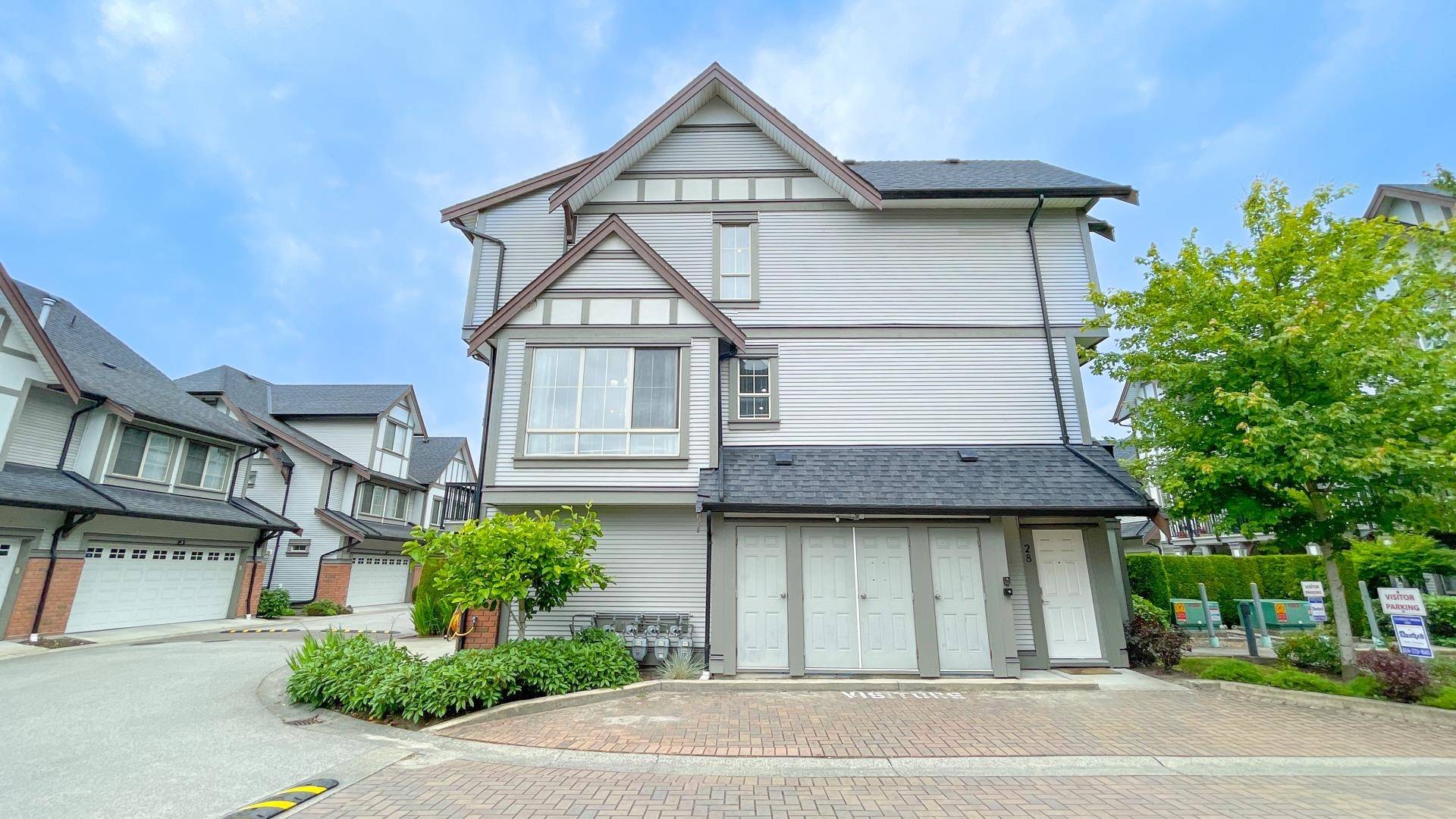 Richmond, BC V6Y 0B6,9688 KEEFER AVE #28