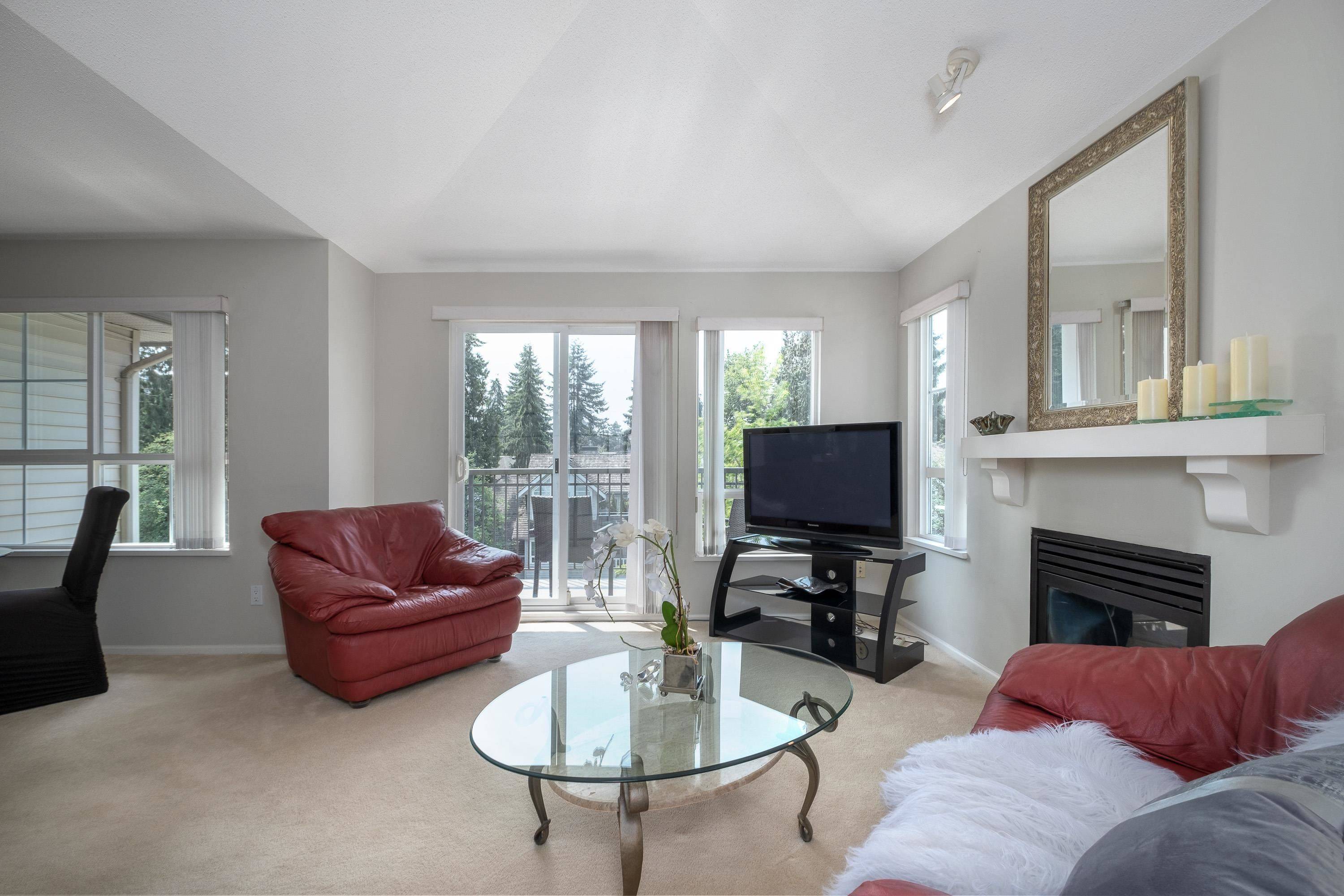 North Vancouver, BC V7K 3E2,1150 E 29TH ST #401