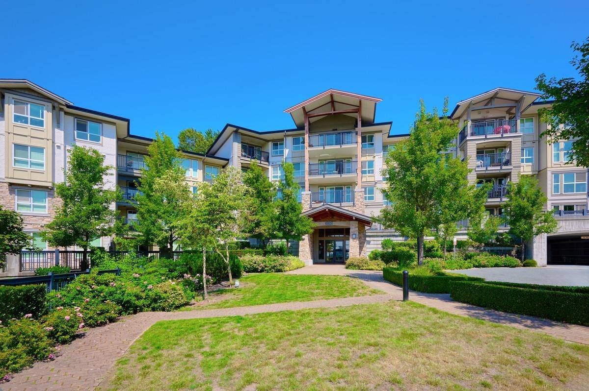 Coquitlam, BC V3E 0A2,3050 DAYANEE SPRINGS BLVD #404