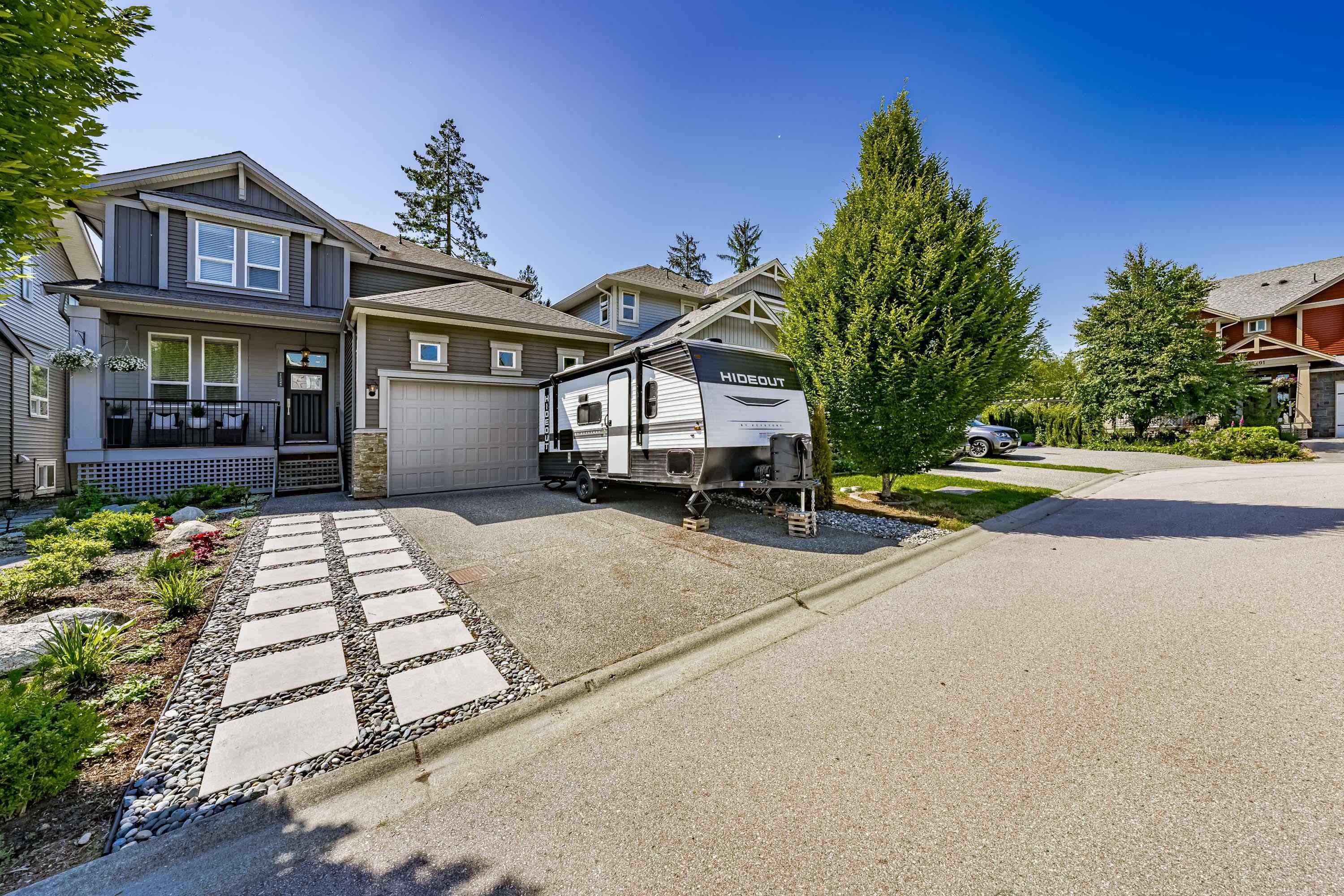 Maple Ridge, BC V2W 0H4,11345 244 ST