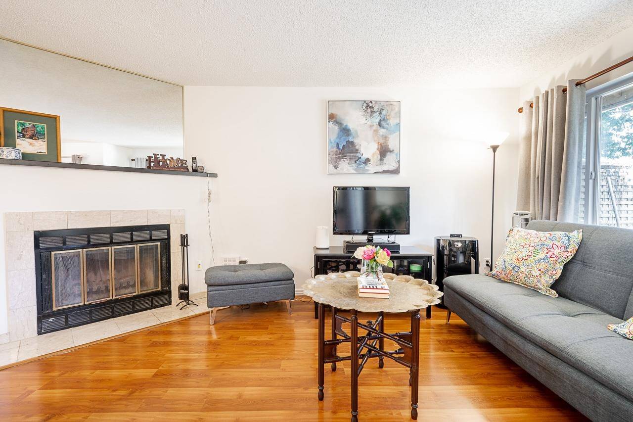 Richmond, BC V6Y 3J5,7400 MINORU BLVD #27