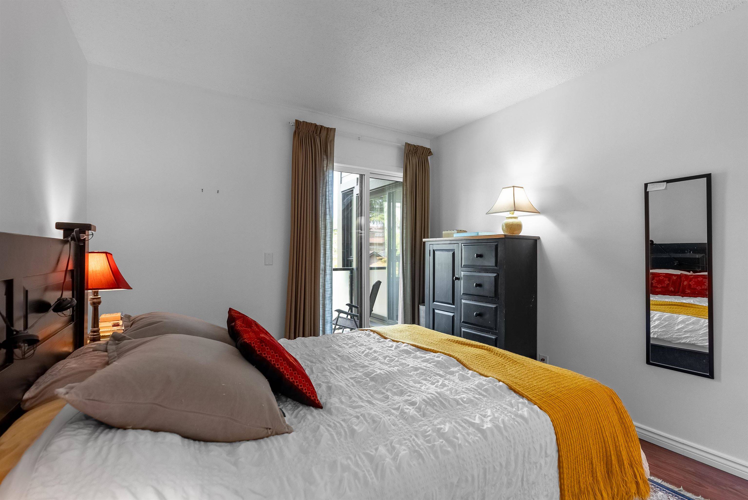 Vancouver, BC V6R 3C3,3663 W 16TH AVE #104