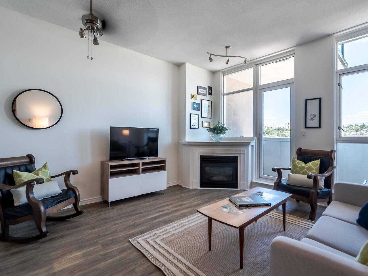 New Westminster, BC V3M 6W3,10 LAGUNA CT #2105