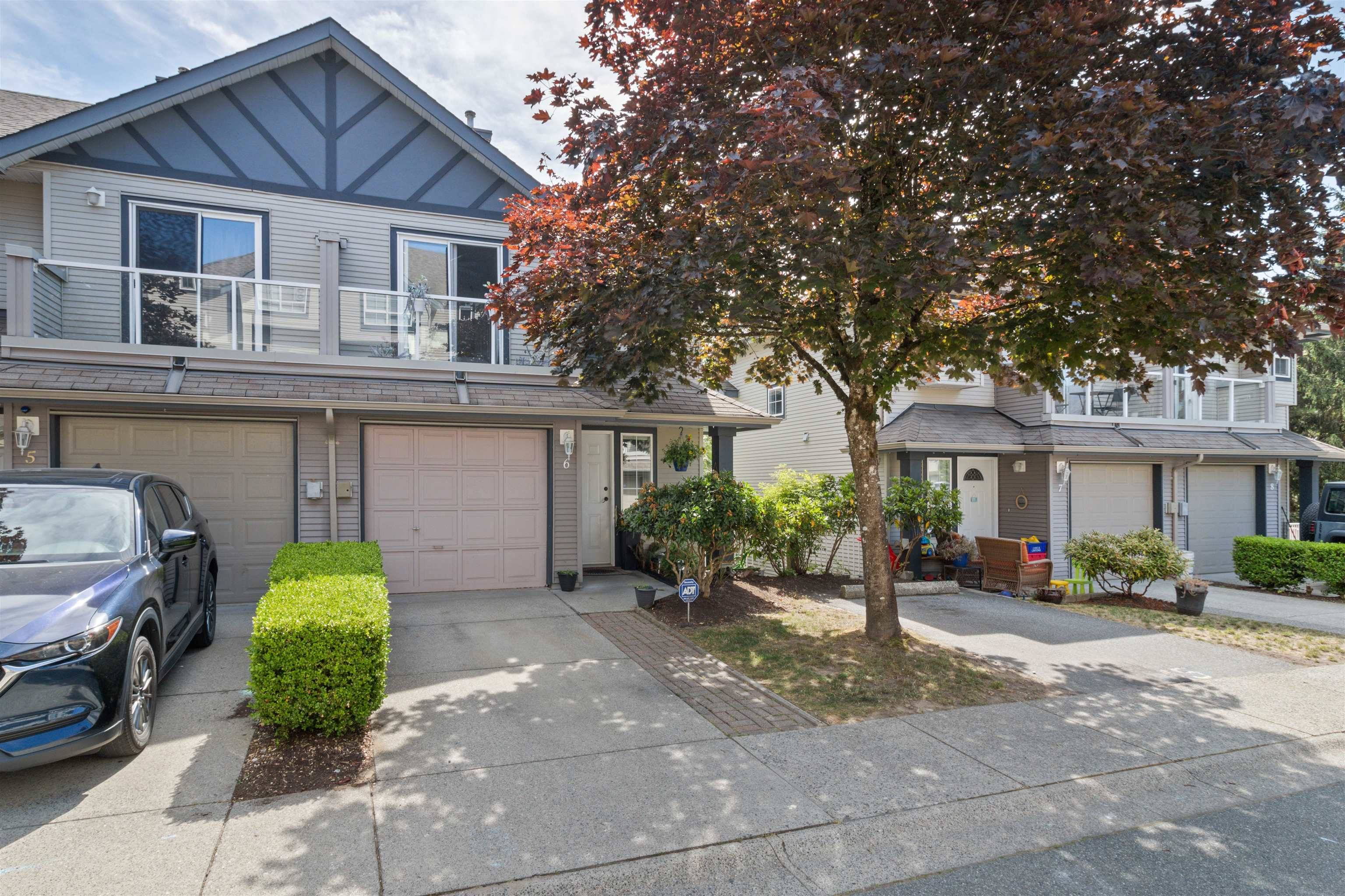 Maple Ridge, BC V2X 2N4,11229 232 ST #6