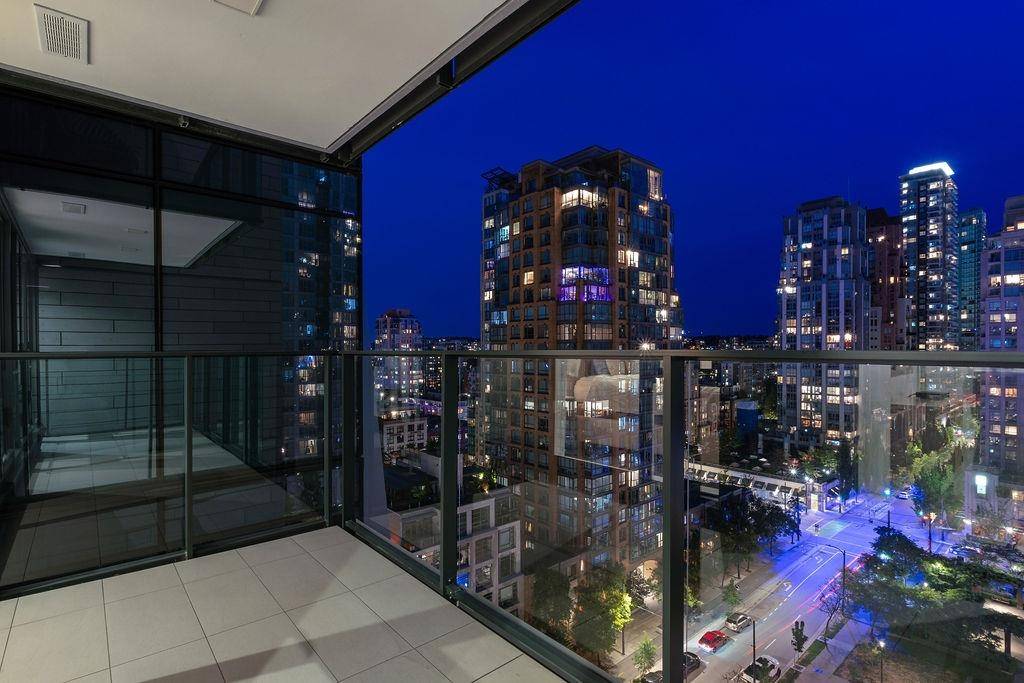 Vancouver, BC V6B 0S3,1111 RICHARDS ST #1308