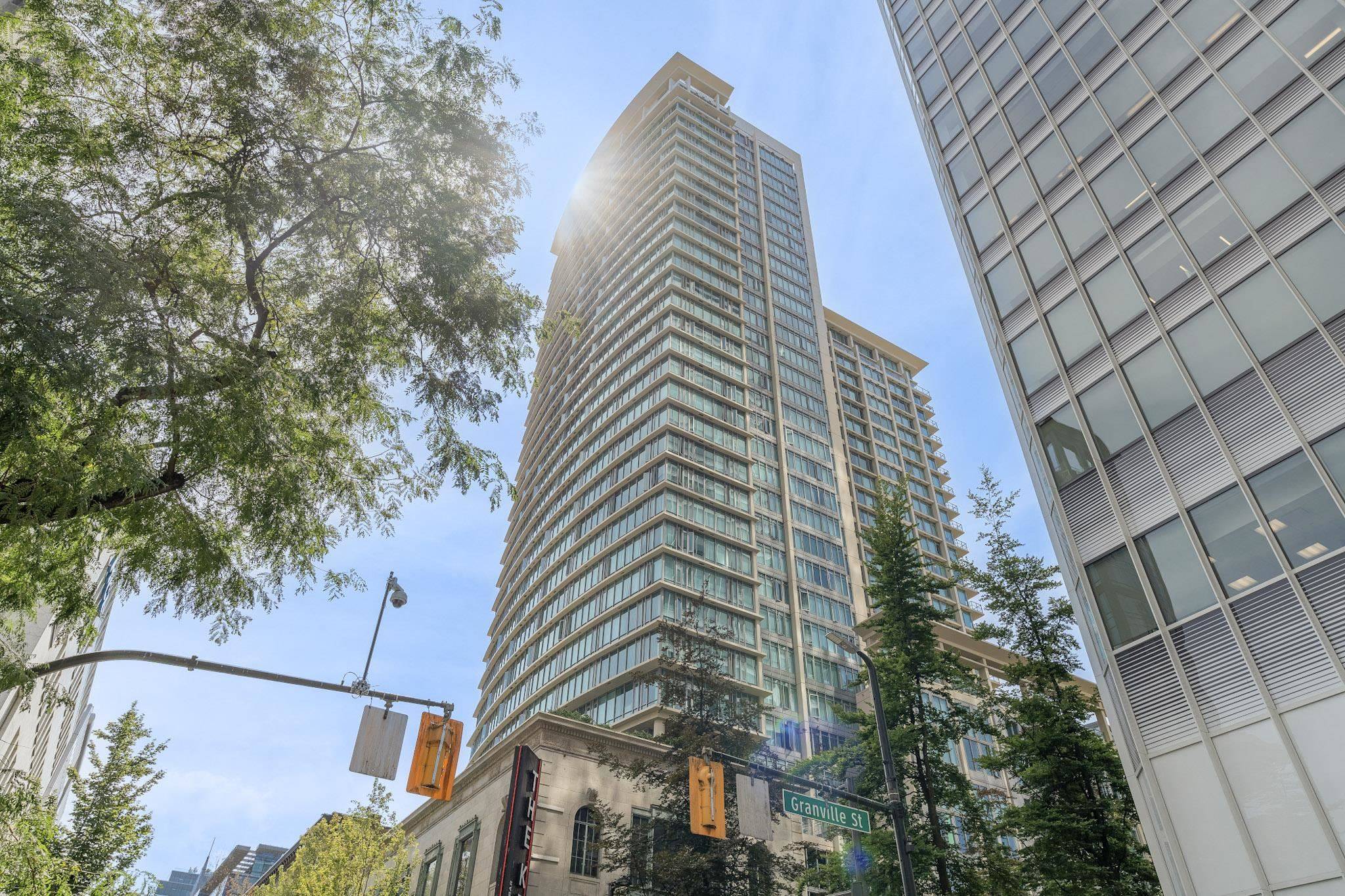 Vancouver, BC V6C 3T3,610 GRANVILLE ST #1003