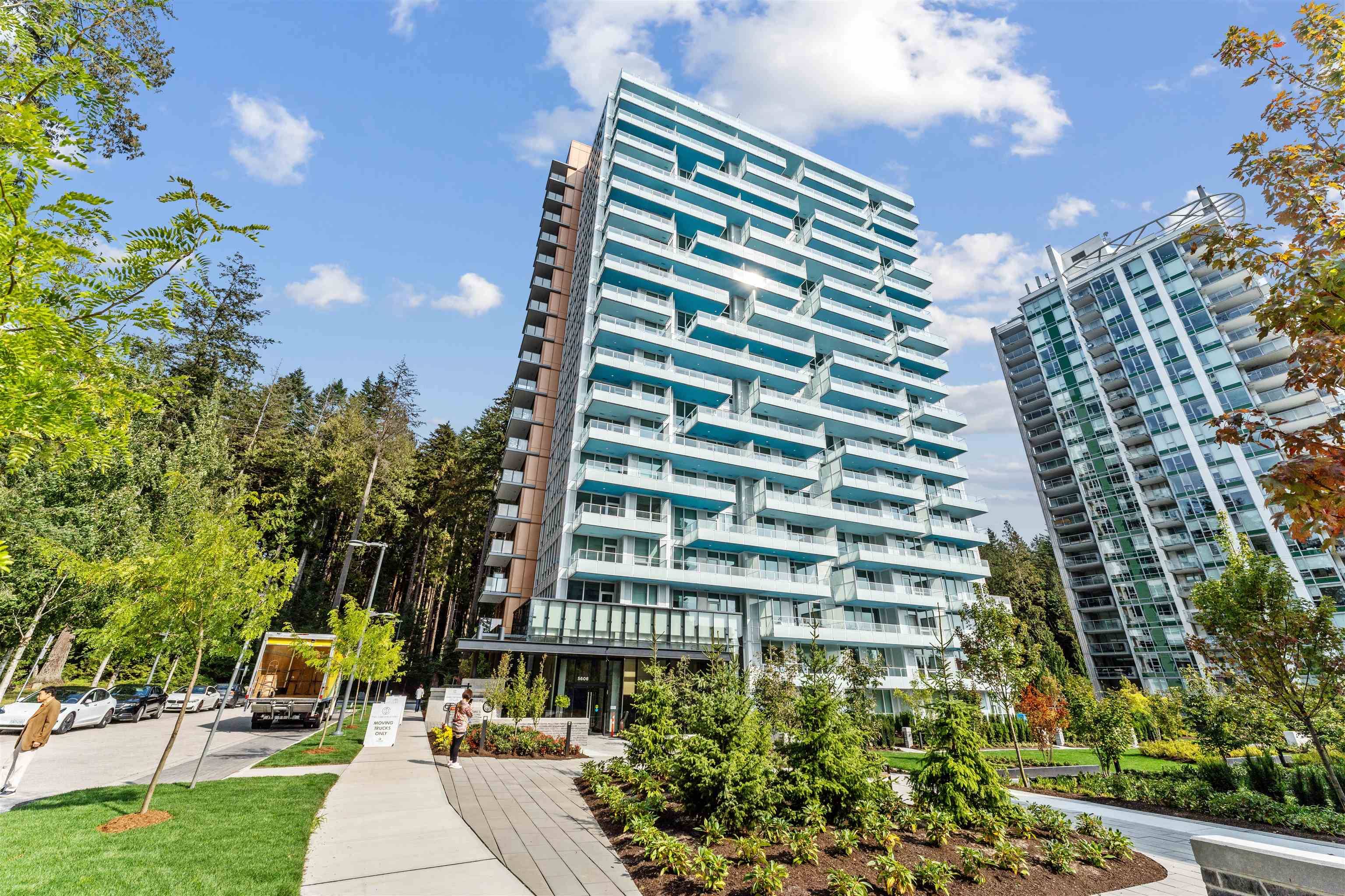 Vancouver, BC V6S 0M6,5608 BERTON AVE #204