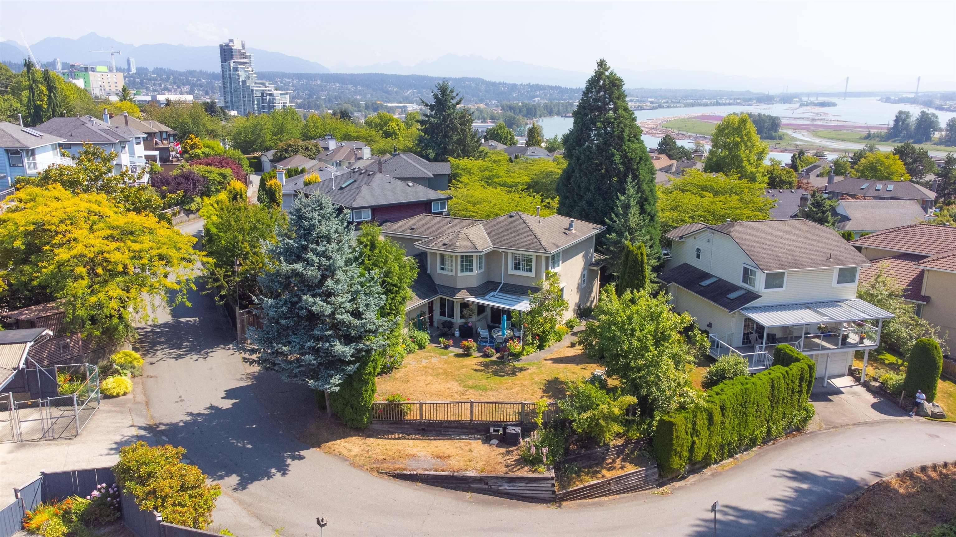 New Westminster, BC V3L 5M9,67 KWANTLEN CT