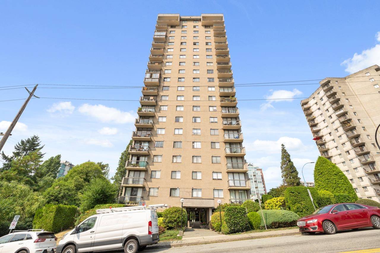 North Vancouver, BC V7L 3G8,145 ST. GEORGES AVE #102