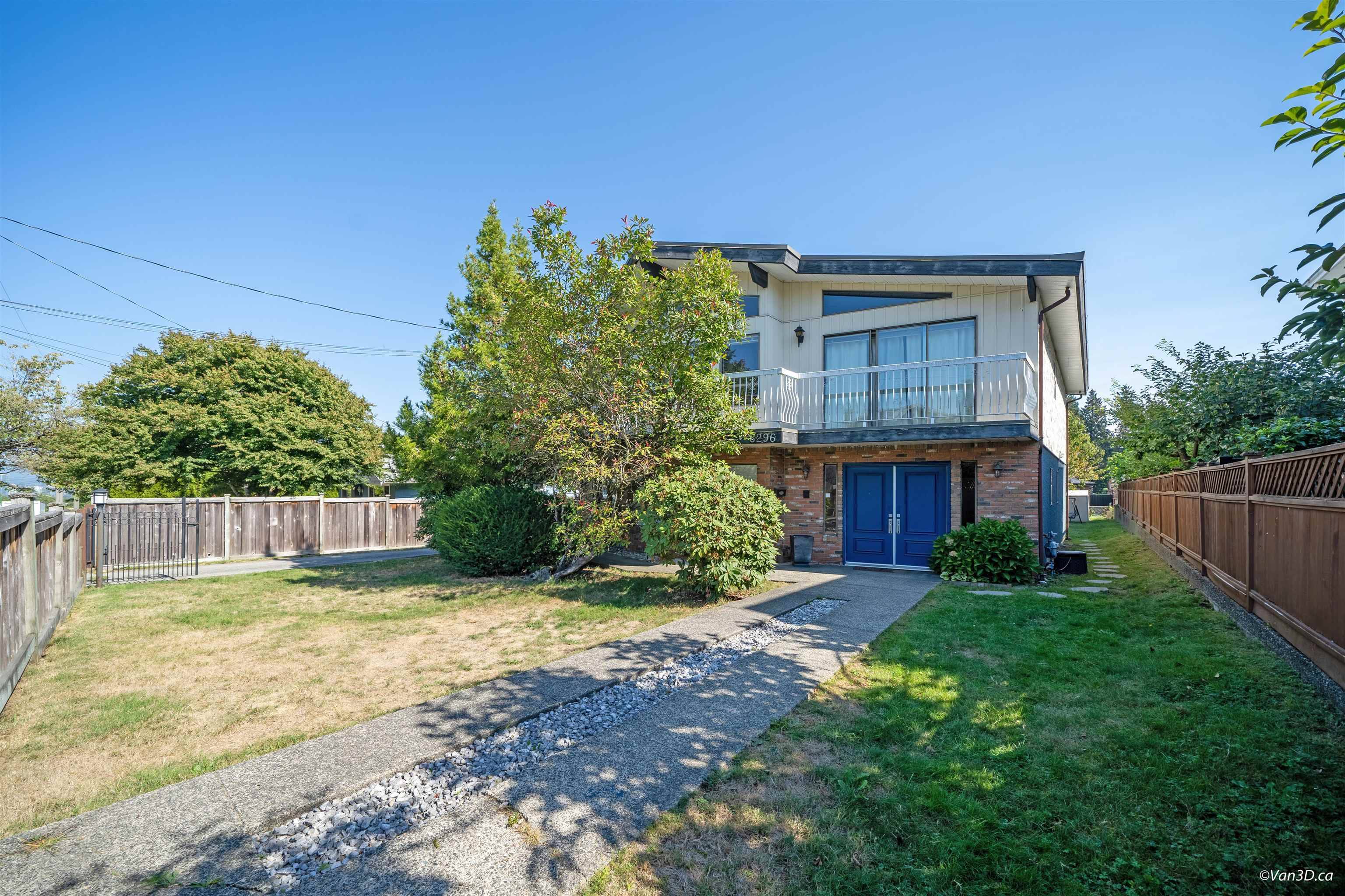 Burnaby, BC V5H 3P9,6296 PEARL AVE