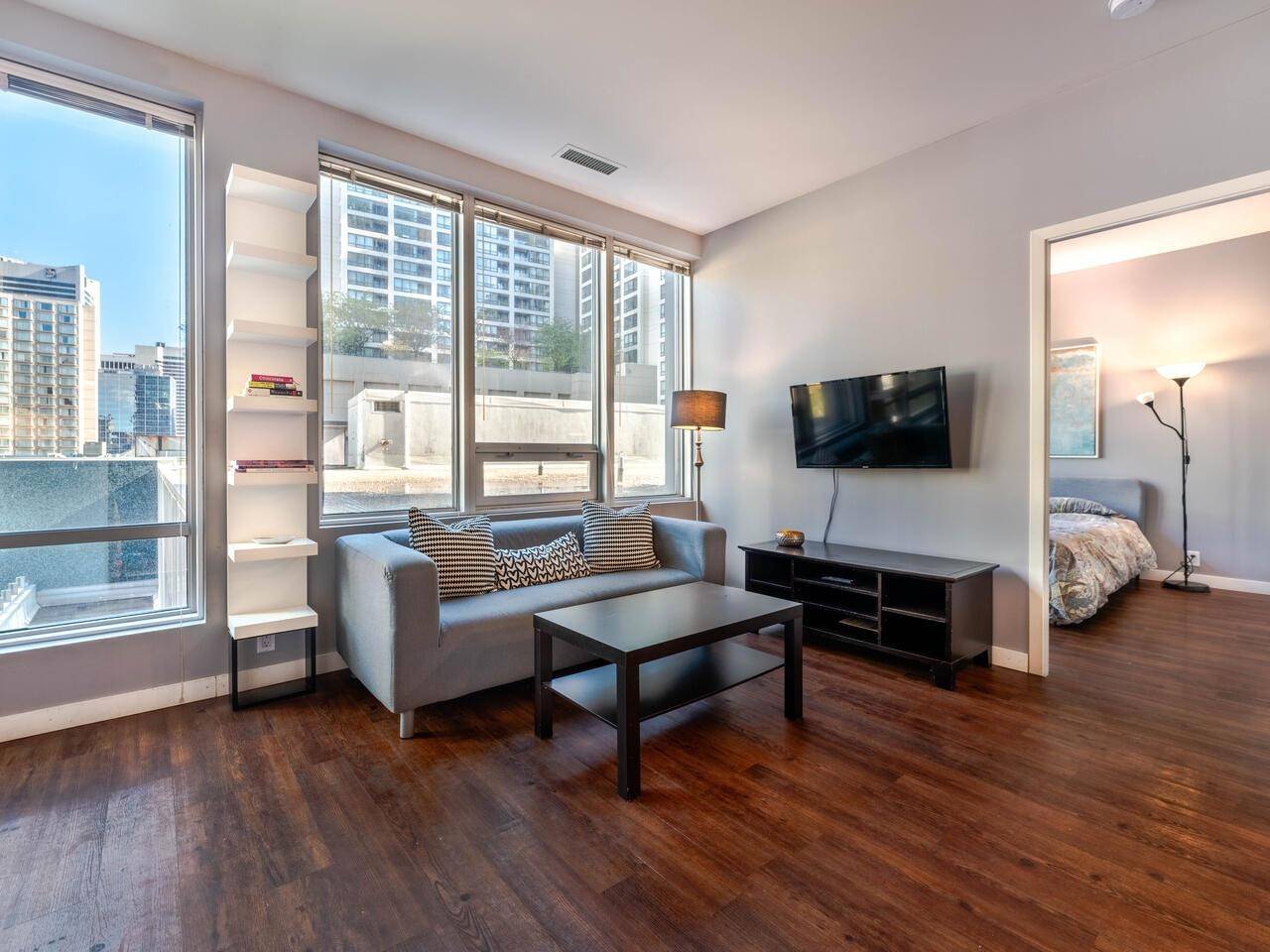 Vancouver, BC V6Z 2S1,989 NELSON ST #309